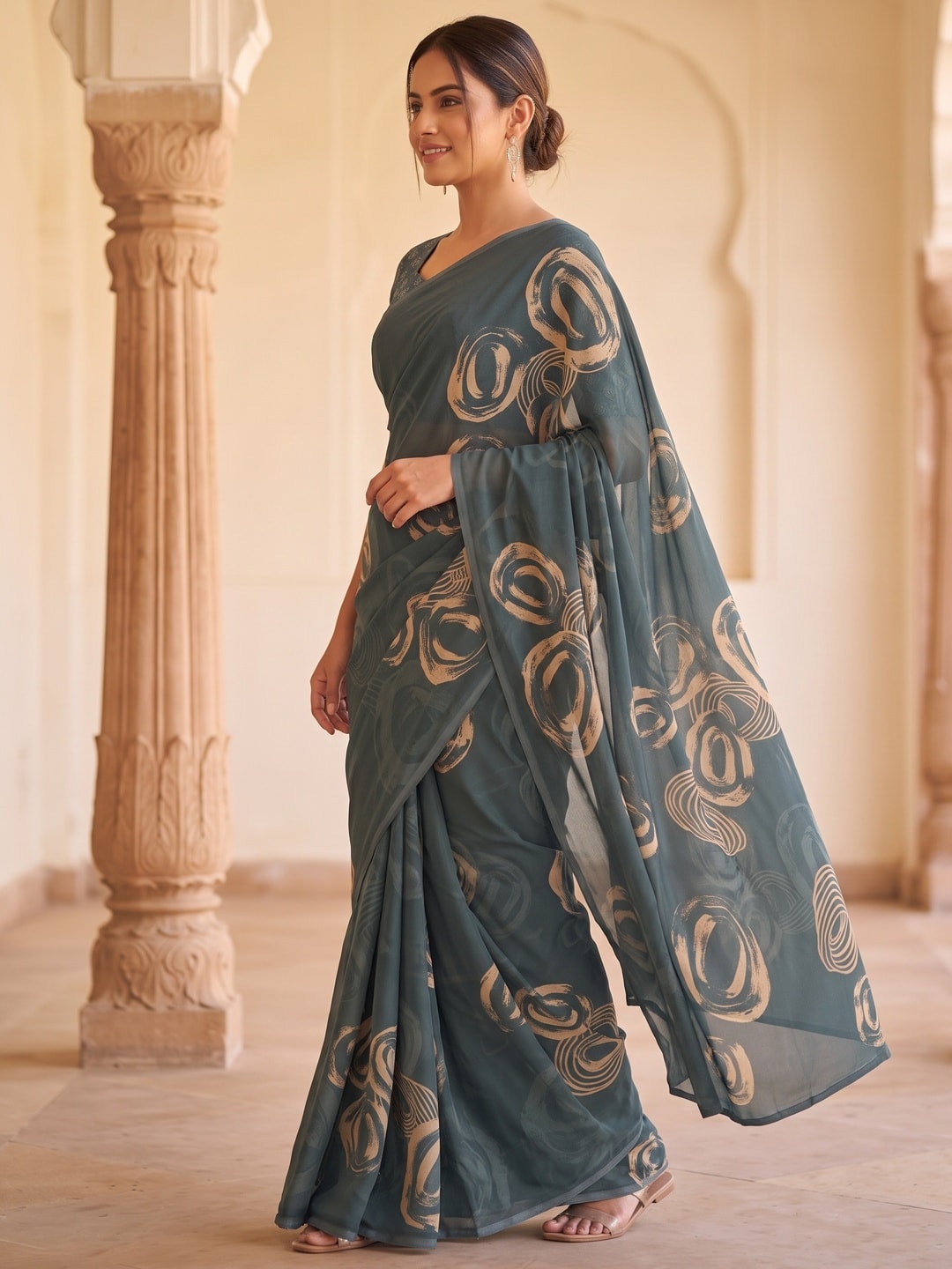 Peachmode Grey Abstract Rose Swirl Weightless Georgette Digital Printed Saree - Image 2