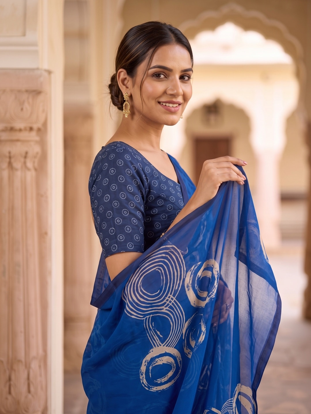 Peachmode Royal Blue Abstract Rose Swirl Weightless Georgette Digital Printed Saree - Image 3