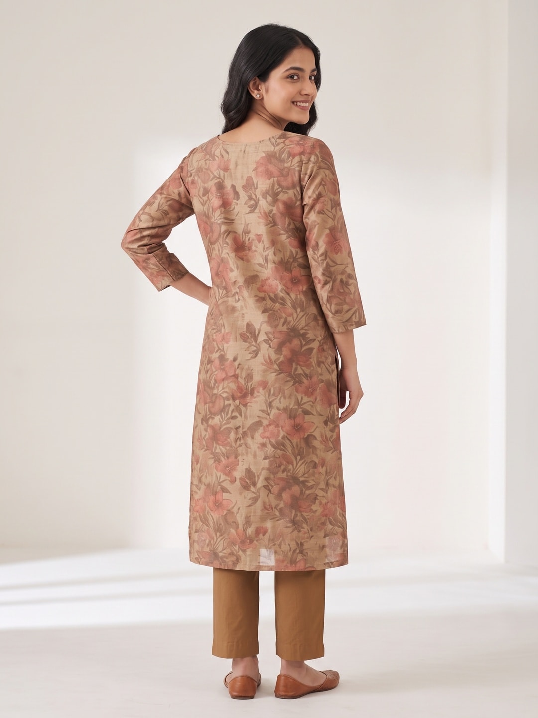 Peachmode Beige Linen Shimmer Digital Print Salwar Suit with Bead Embroidery - Image 4