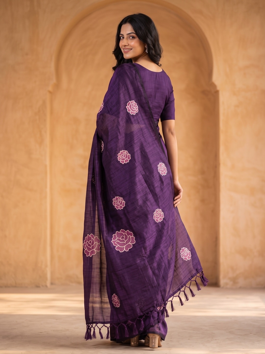 Peachmode Violet Rose Embroidered Vichitra Silk Saree - Image 4