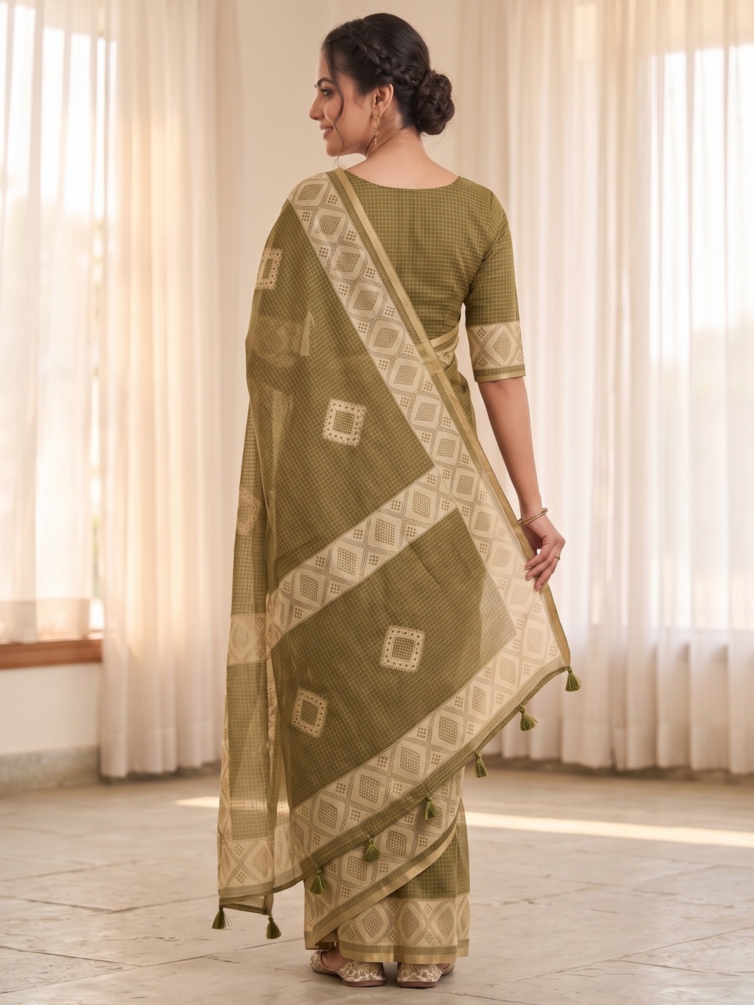 Peachmode Mehndi Kota Doria Digital Print Zari Check Cotton Saree With Diamond Motifs - Image 4
