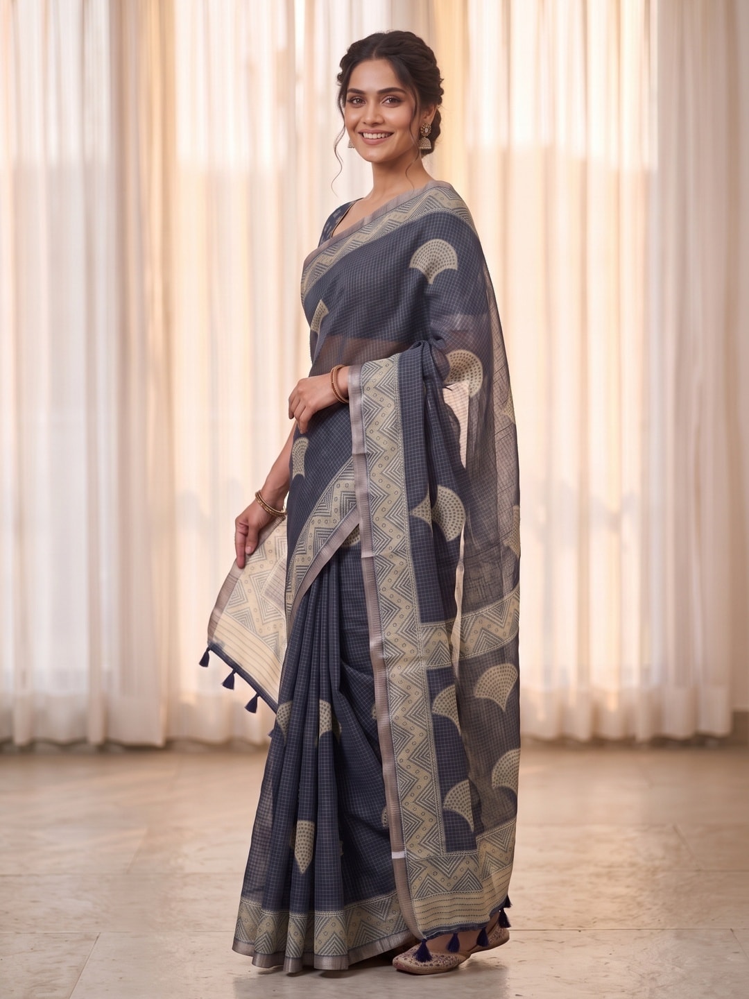 Peachmode Navy Blue Kota Doria Digital Print Zari Check Cotton Saree With Leaf Motifs - Image 2