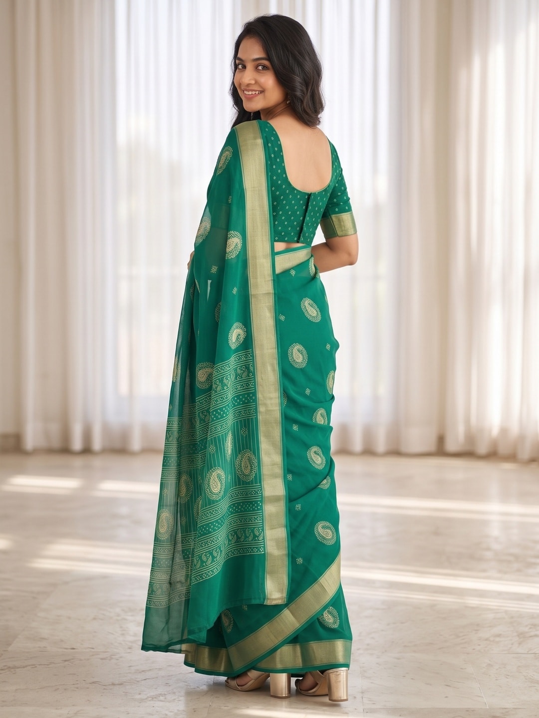 Peachmode Green Paisley Moss Georgette Digital Printed Saree With Zari Border - Image 4