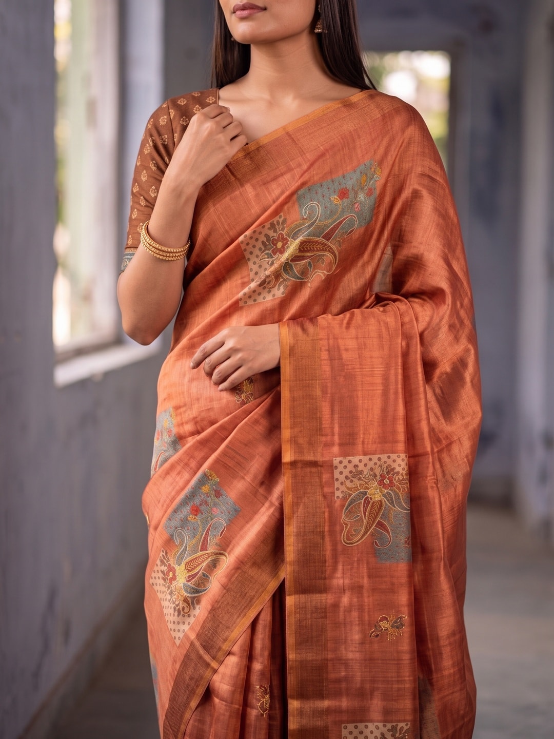 Peachmode Orange Square Patch Erode Silk Digital Print Saree With Aari Work And Tassels - Image 3