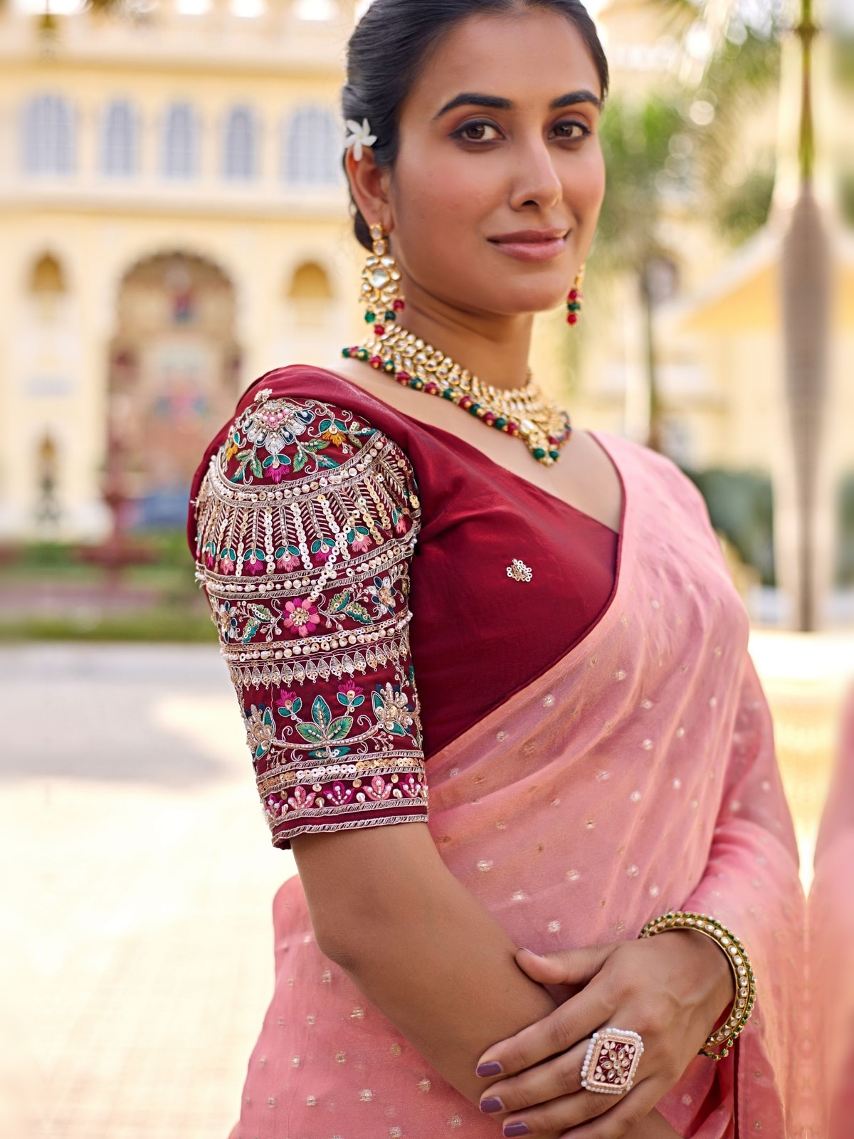 Peachmode Coral Bhutti Georgette Saree With Heavy Embroidered Scalloped Border - Image 5