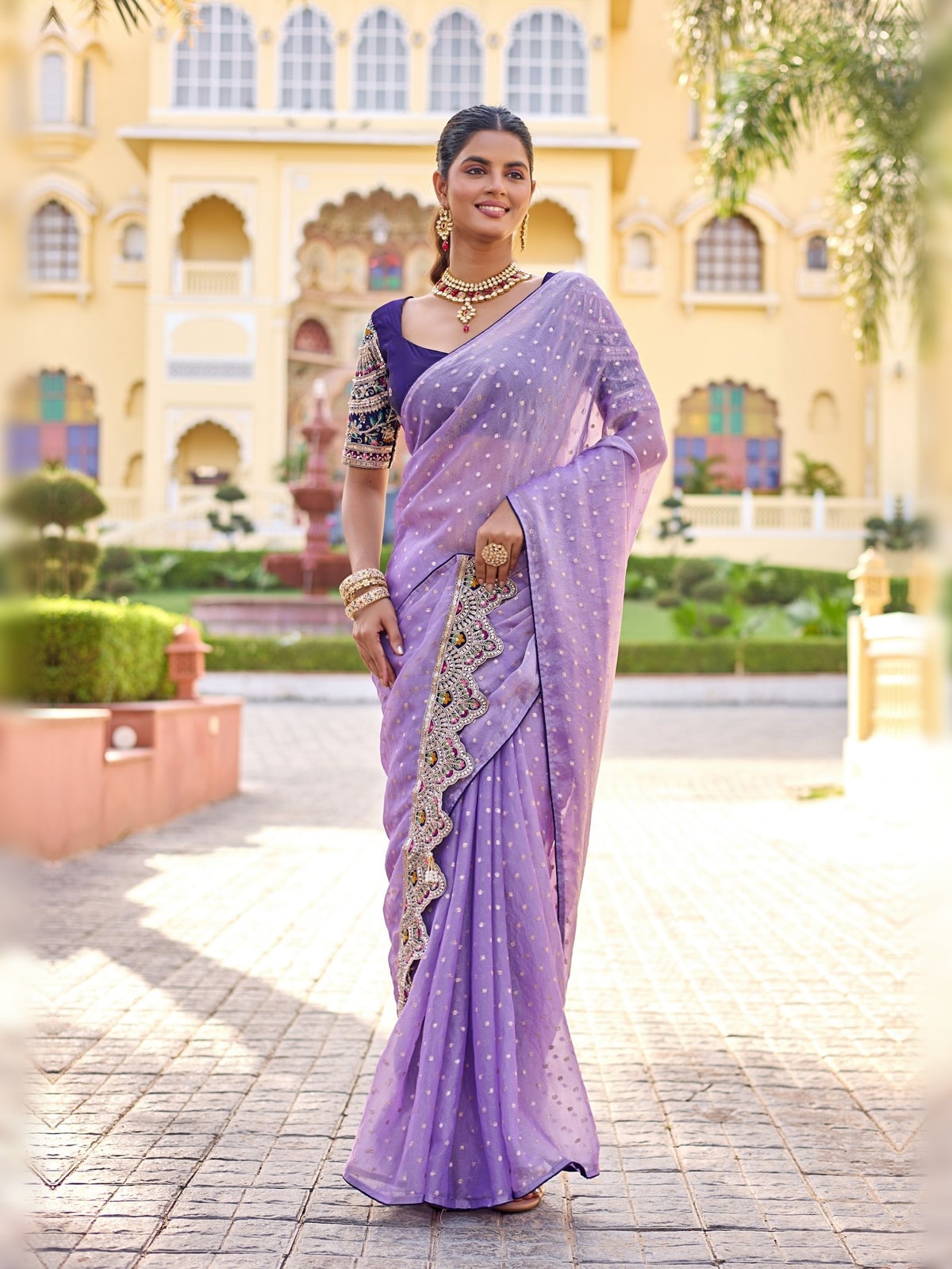 Peachmode Lavender Bhutti Georgette Saree With Heavy Embroidered Scalloped Border - Image 1