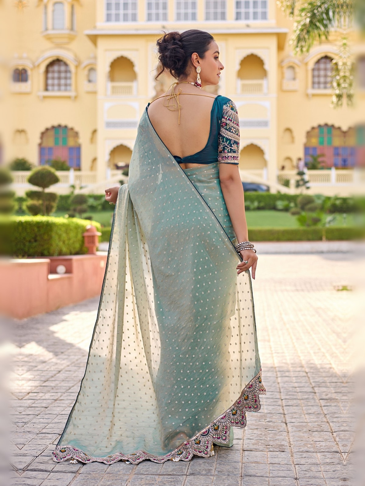 Peachmode Sea Green Bhutti Georgette Saree With Heavy Embroidered Scalloped Border - Image 6