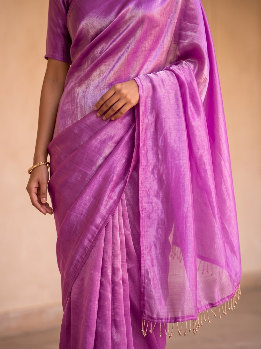 Peachmode Lavender Fendi Satin Saree With Tassel Edge - Image 4