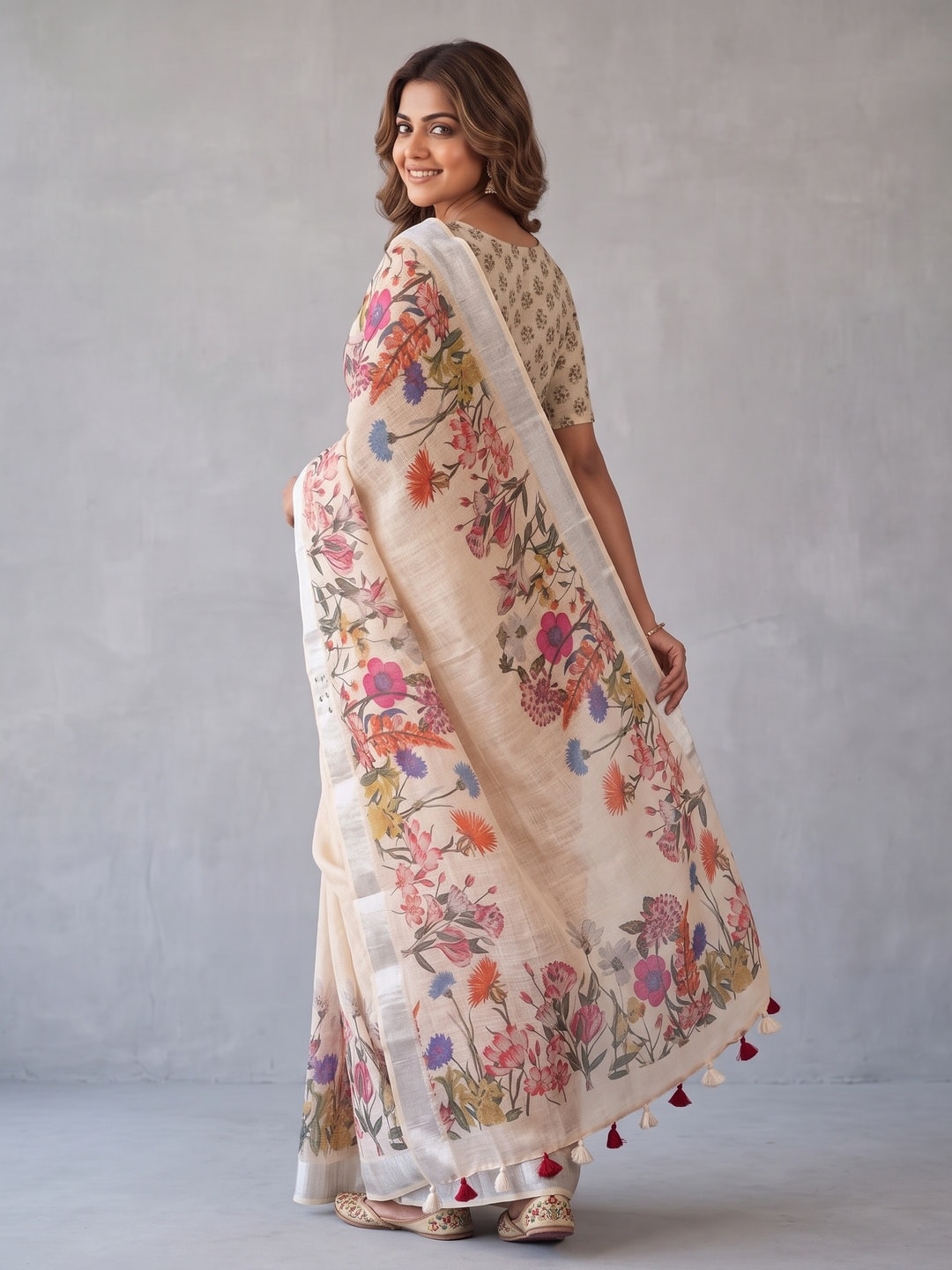 Peachmode Cream Pure Linen Weave Saree With Chennur Cotton Print And Thread Mirror Work With Tassels - Image 2