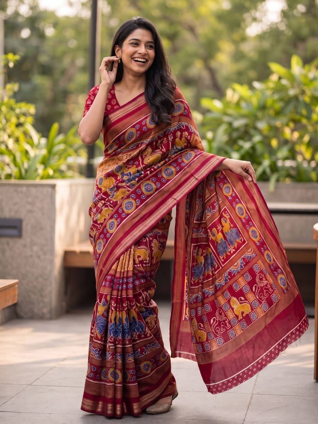 Peachmode Red Maheshwari Silk Viscose Printed Saree With Zari Border And Kalamkari Pallu - Image 4