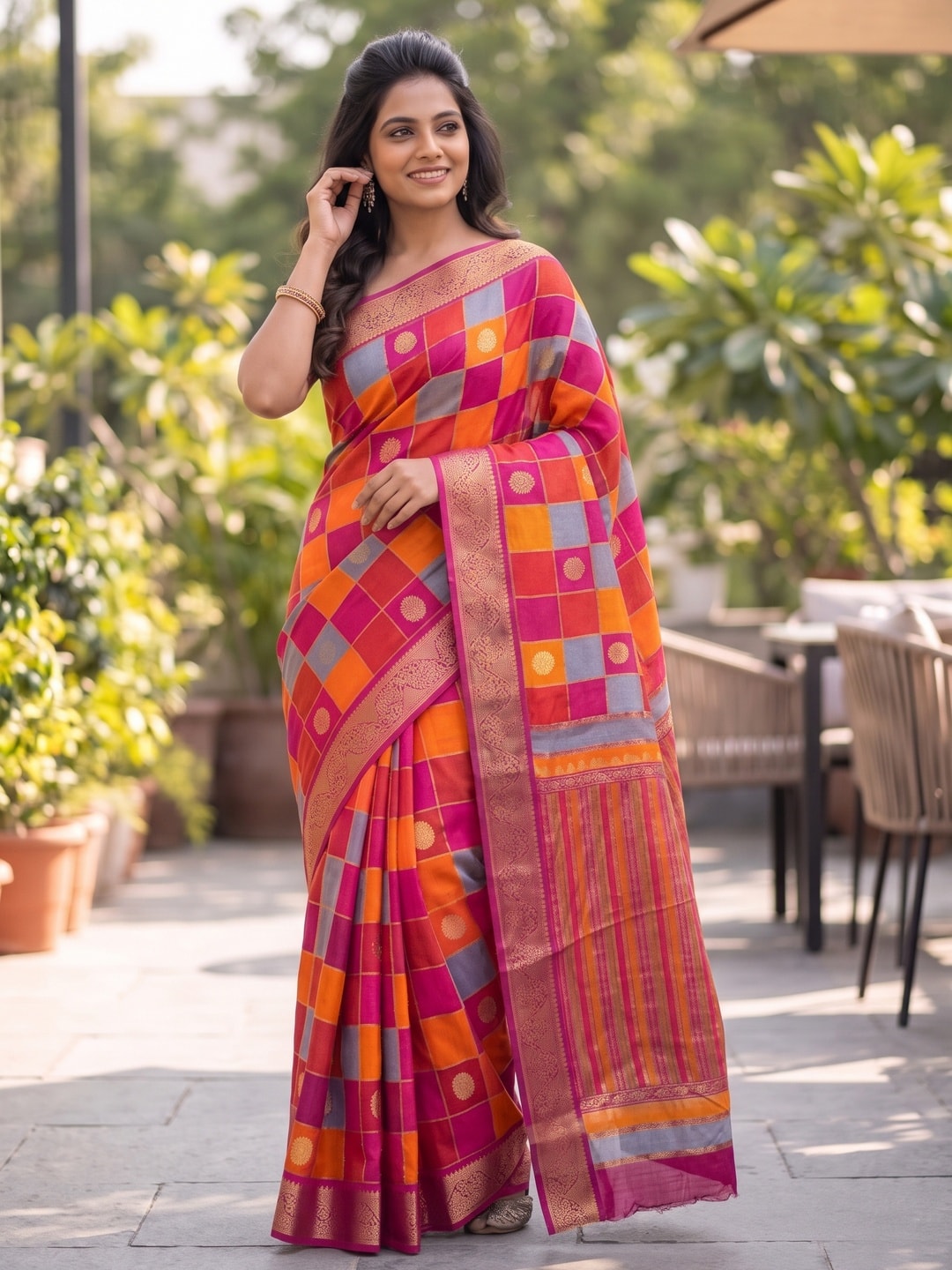 Peachmode Coral Marshmallow Self Jacquard Weaving Saree With Fancy Foil Print Multicolour Check Design - Image 4