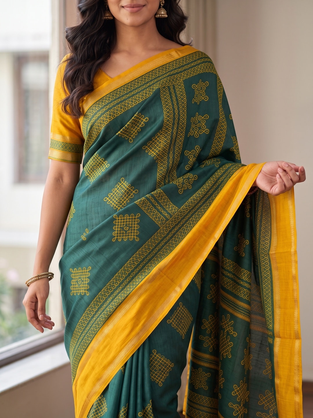 Peachmode Green Tussar Silk Saree With Kashmiri Kolam Print, Rich Pallu And Contrast Gadwal Border - Image 5