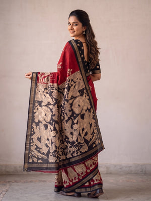 Peachmode Red Soft Mul Cotton Saree With Kalamkari Pallu And Golden Zari Weaving Border - Image 2