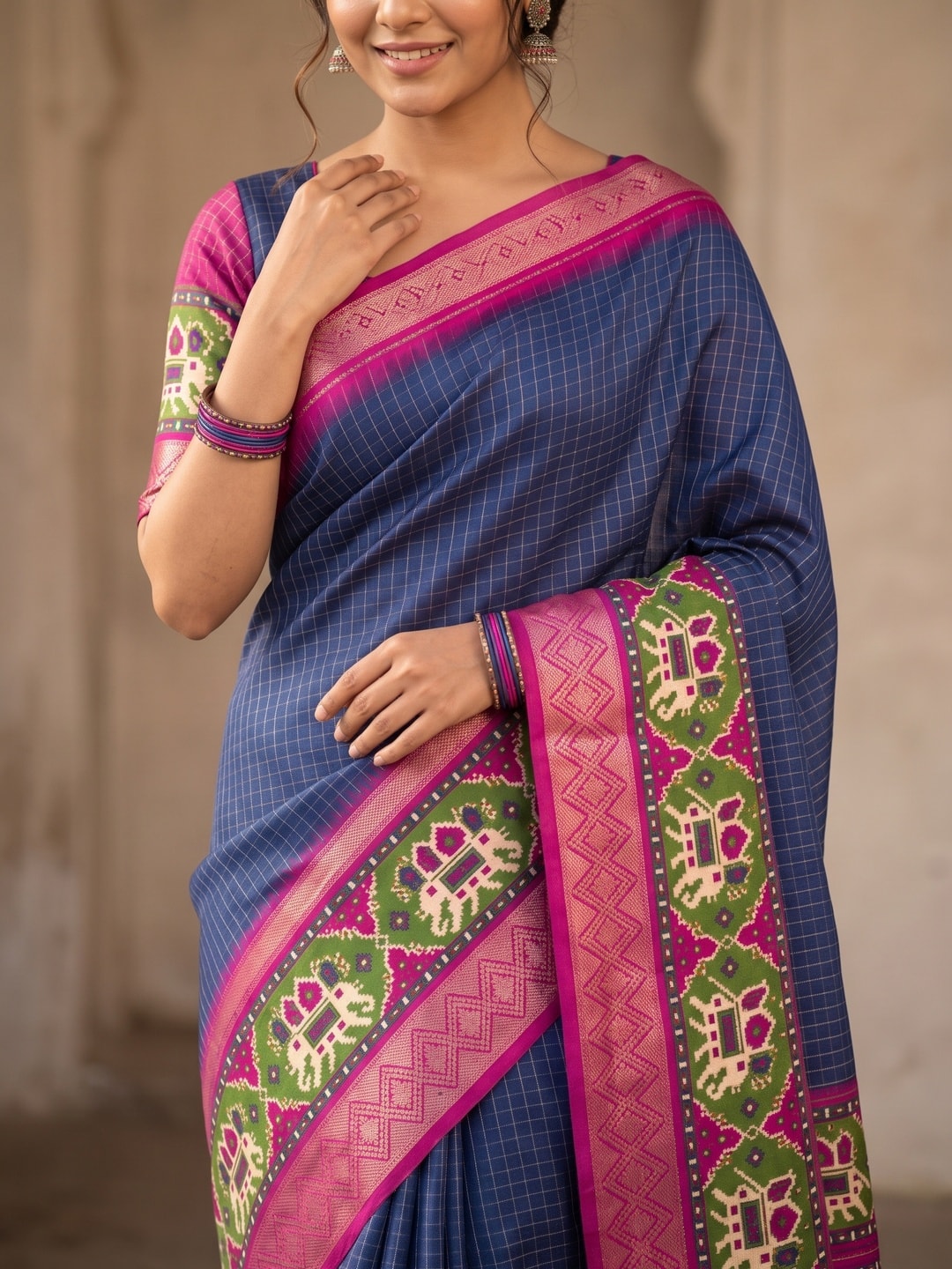 Peachmode Navy Blue Pure Dola Silk Saree With Bentex Chex Jacquard And Digital Print Elephant Pallu - Image 5