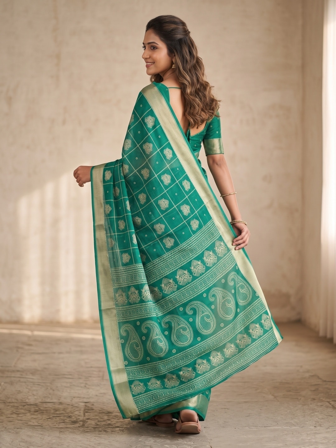 Peachmode Green Paisley Moss Georgette Digital Printed Saree With Zari Border - Image 2
