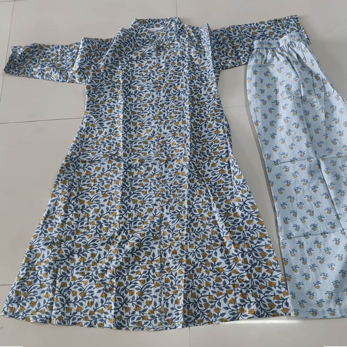 AARD-HERB-1691-GREY