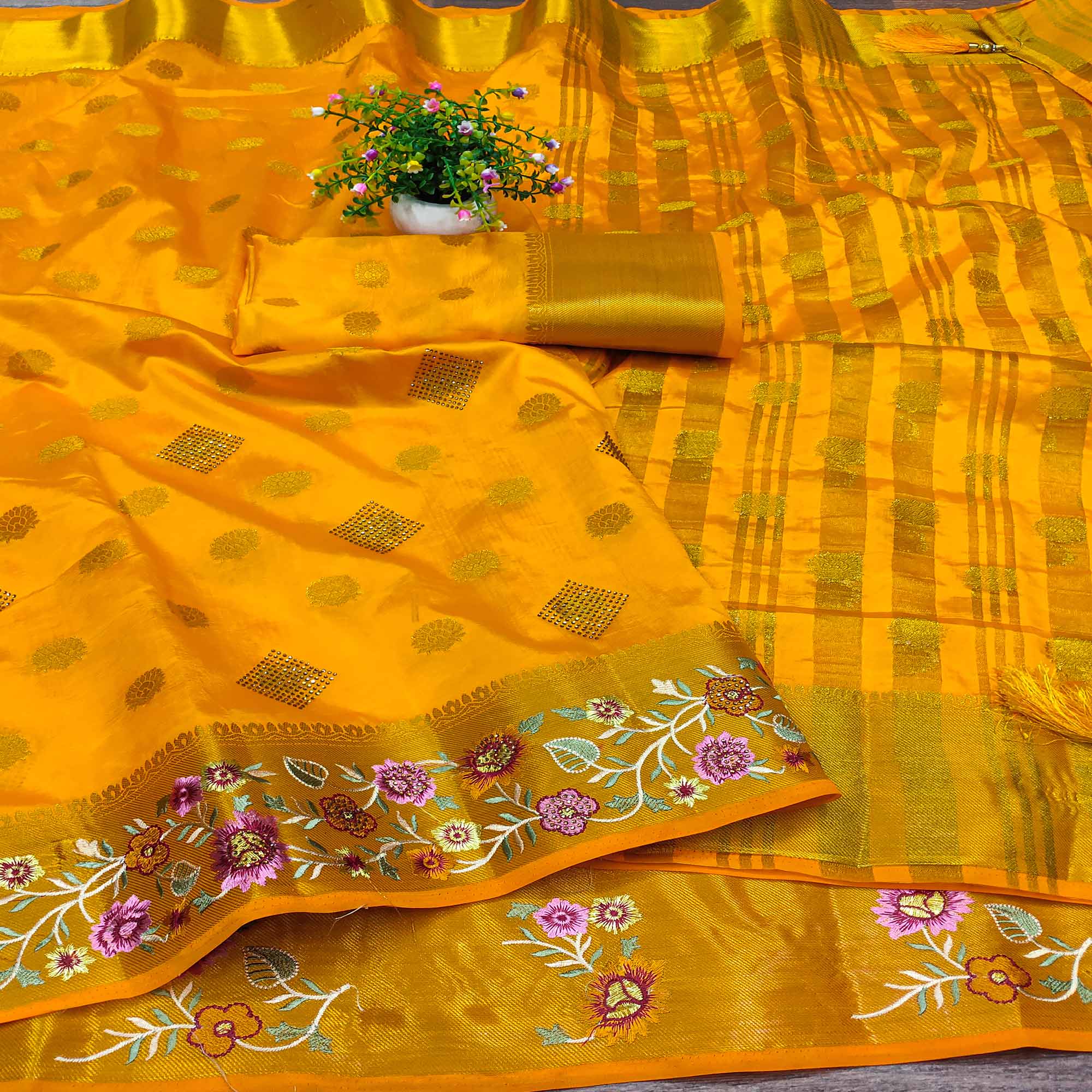 Yellow Zari Woven Jacquard Saree With Embroidery Border