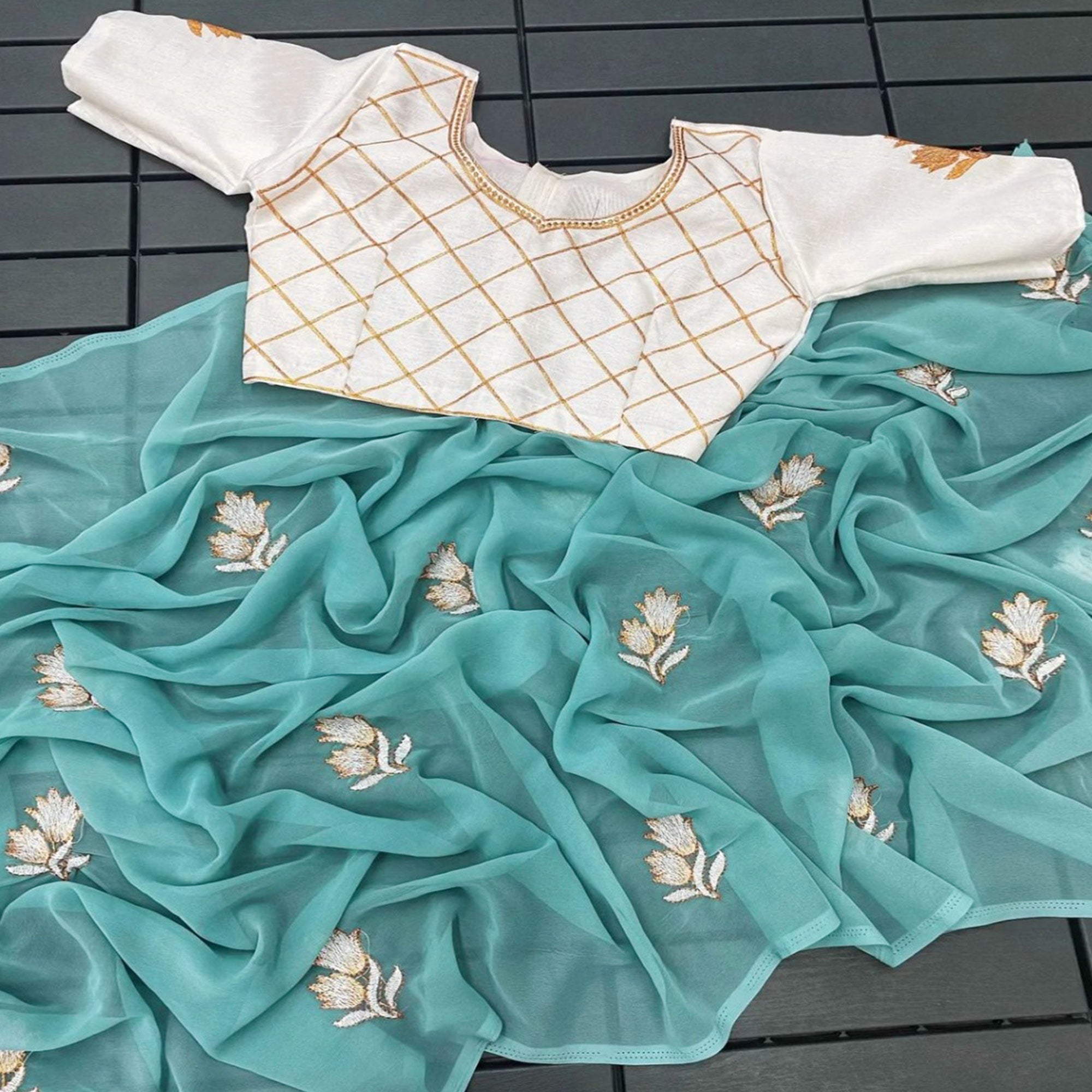 ARSA-TULIP-DUSTYBLUE