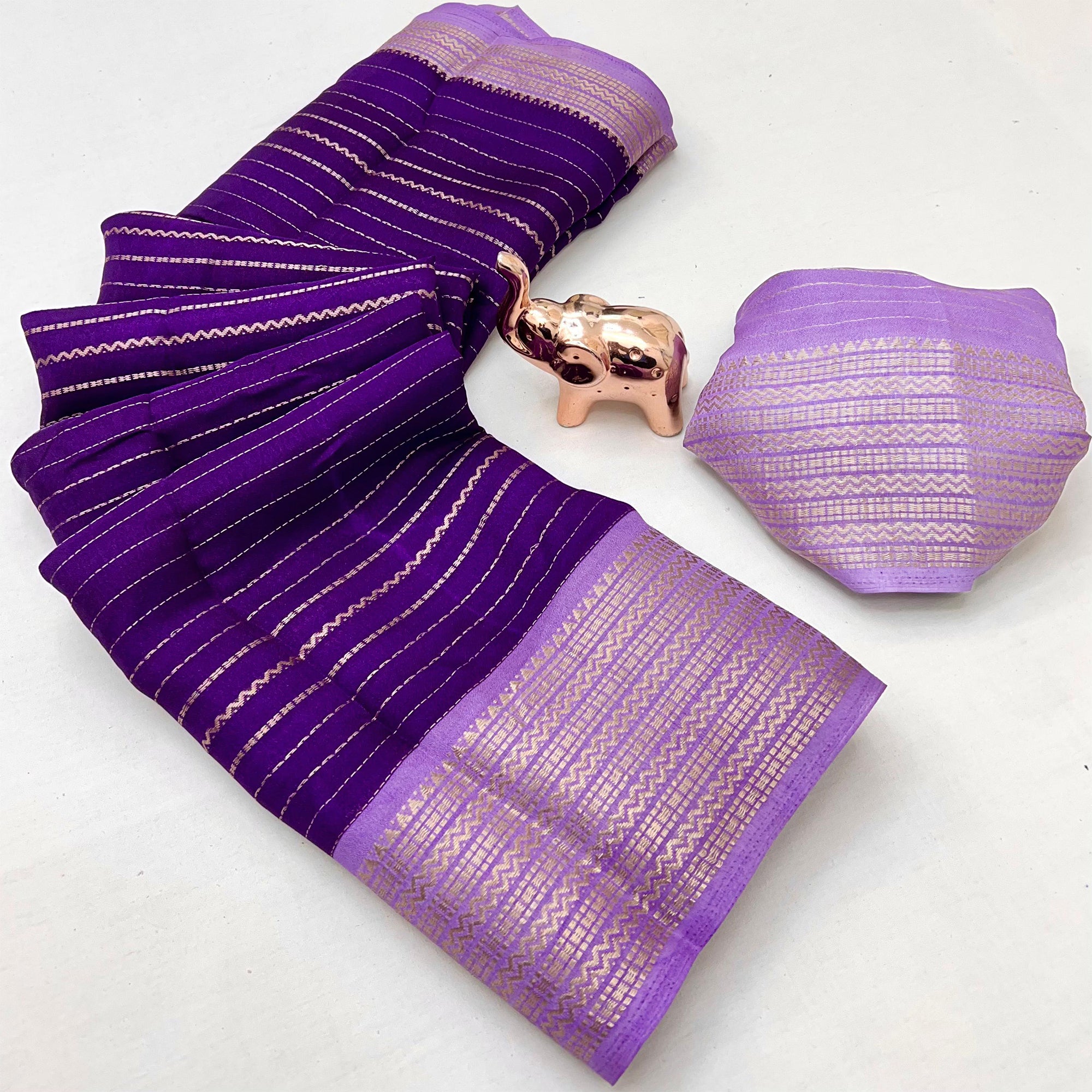 Classic Purple Marshmallow Jacquard Saree Adorned With Refined Striped Zari Weaving Patterns