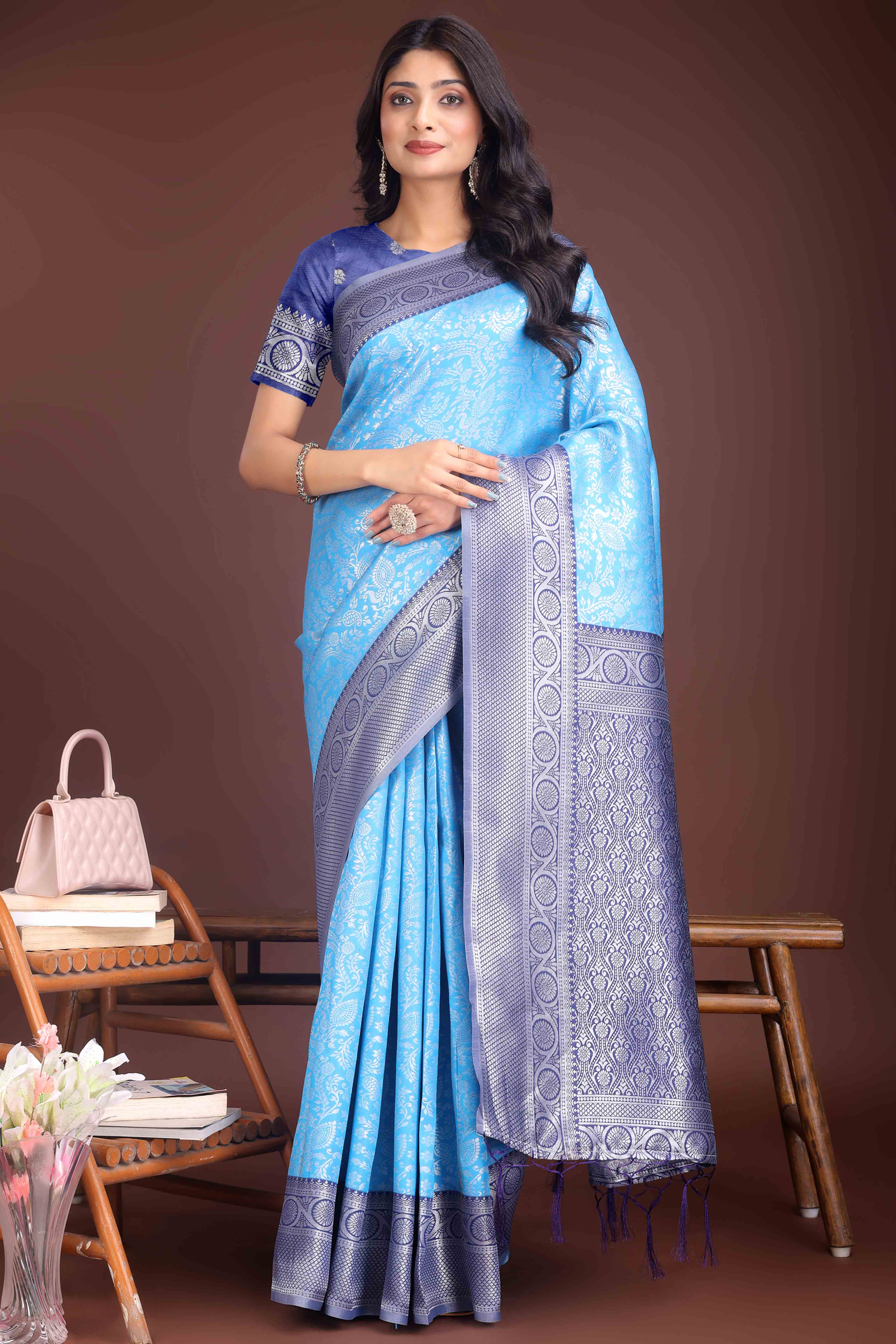 Blue Floral Zari Weaving Lichi Cotton Silk Saree With Tassel Border