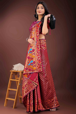 Magenta Silk Banarasi Saree with Stunning Zari Woven Brocade Patterns