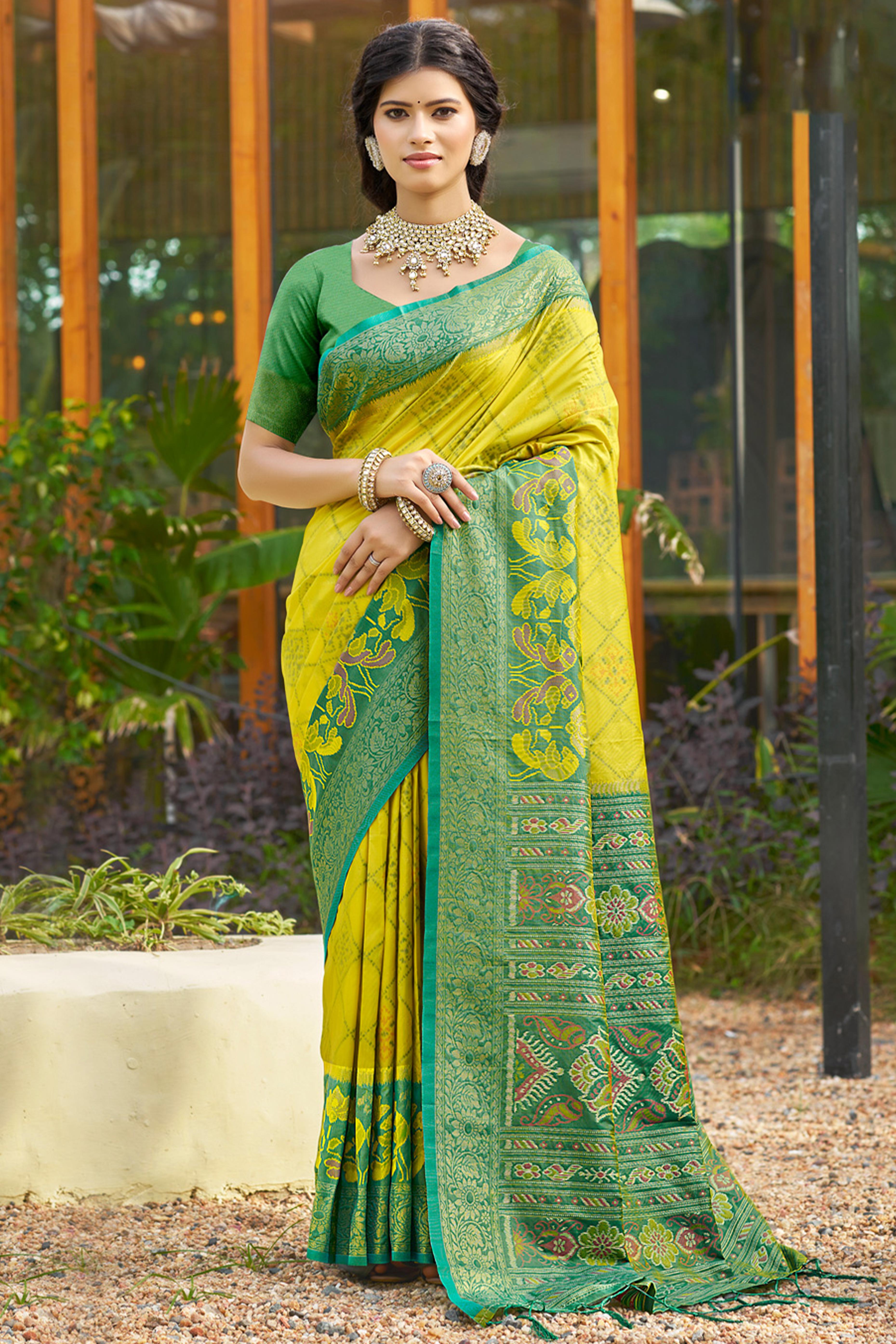 Graceful Lemon Yellow Pochampally Silk Blend Saree Adorned With Floral Weaving & Tassel Pallu