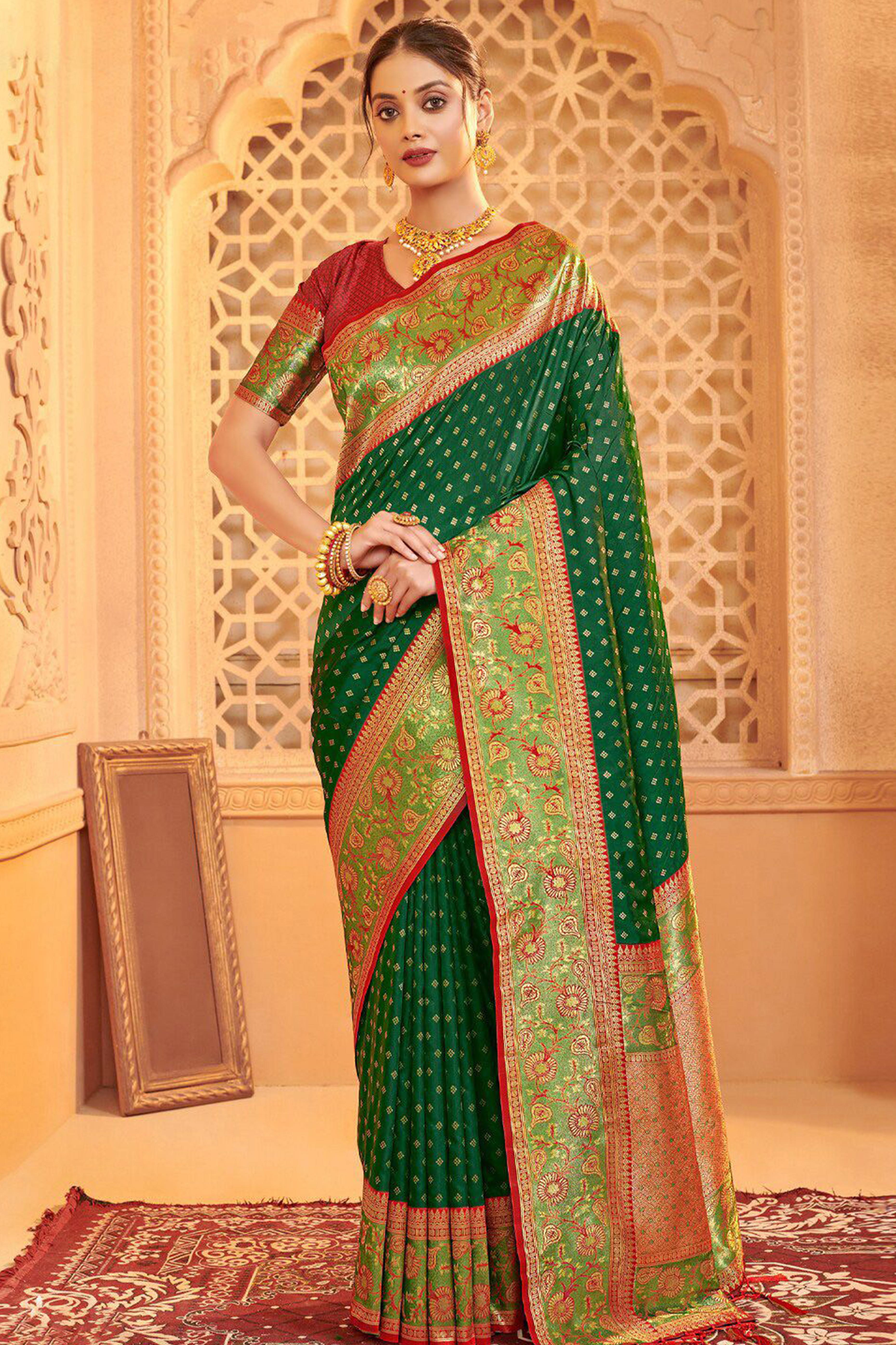 Elegant Dark Green Floral Zari Weaving Silk Blend Saree With Tassel Pallu