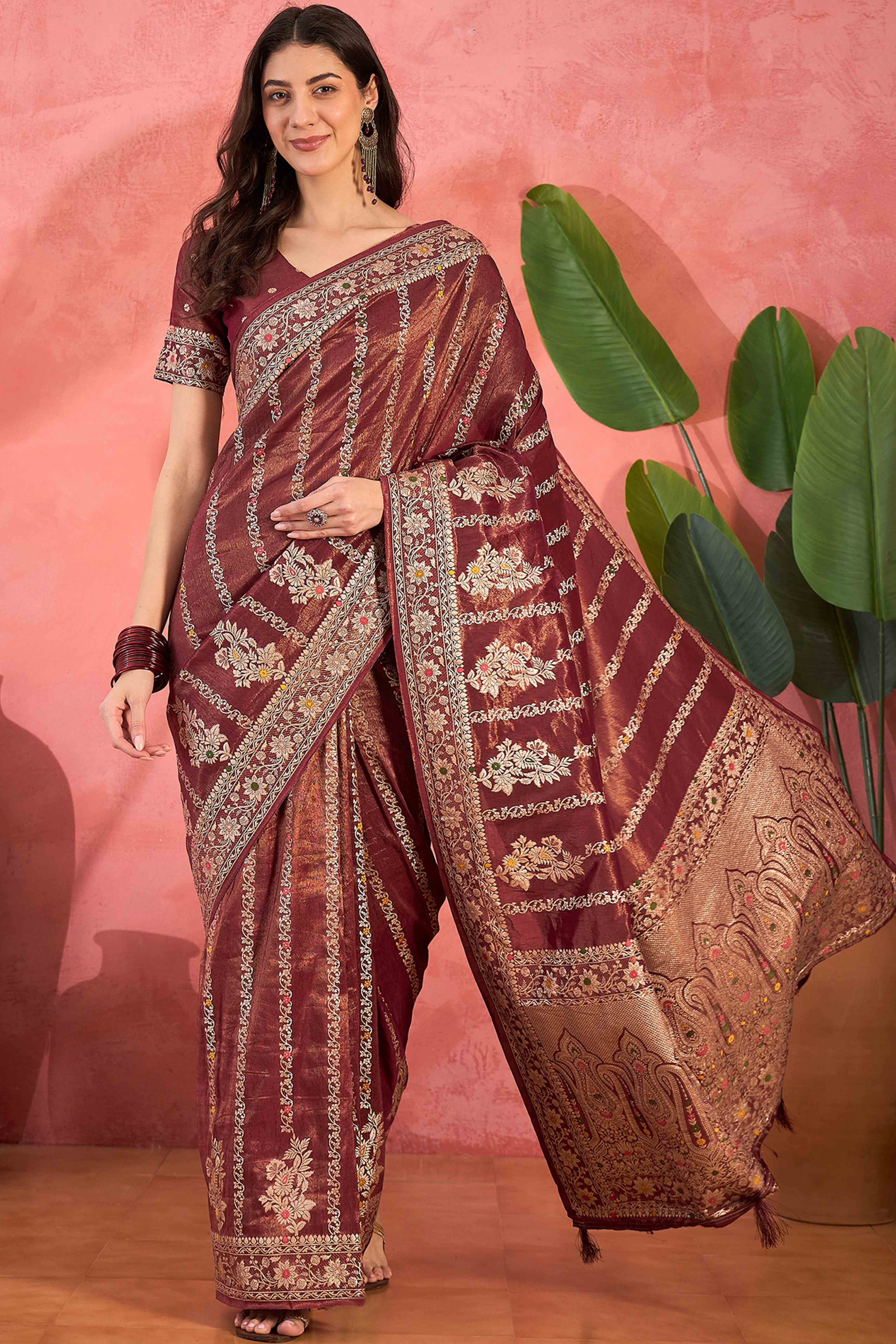 Floral Zari Woven Maroon Saree In Shimmer Finish With Elegant Tassel Pallu