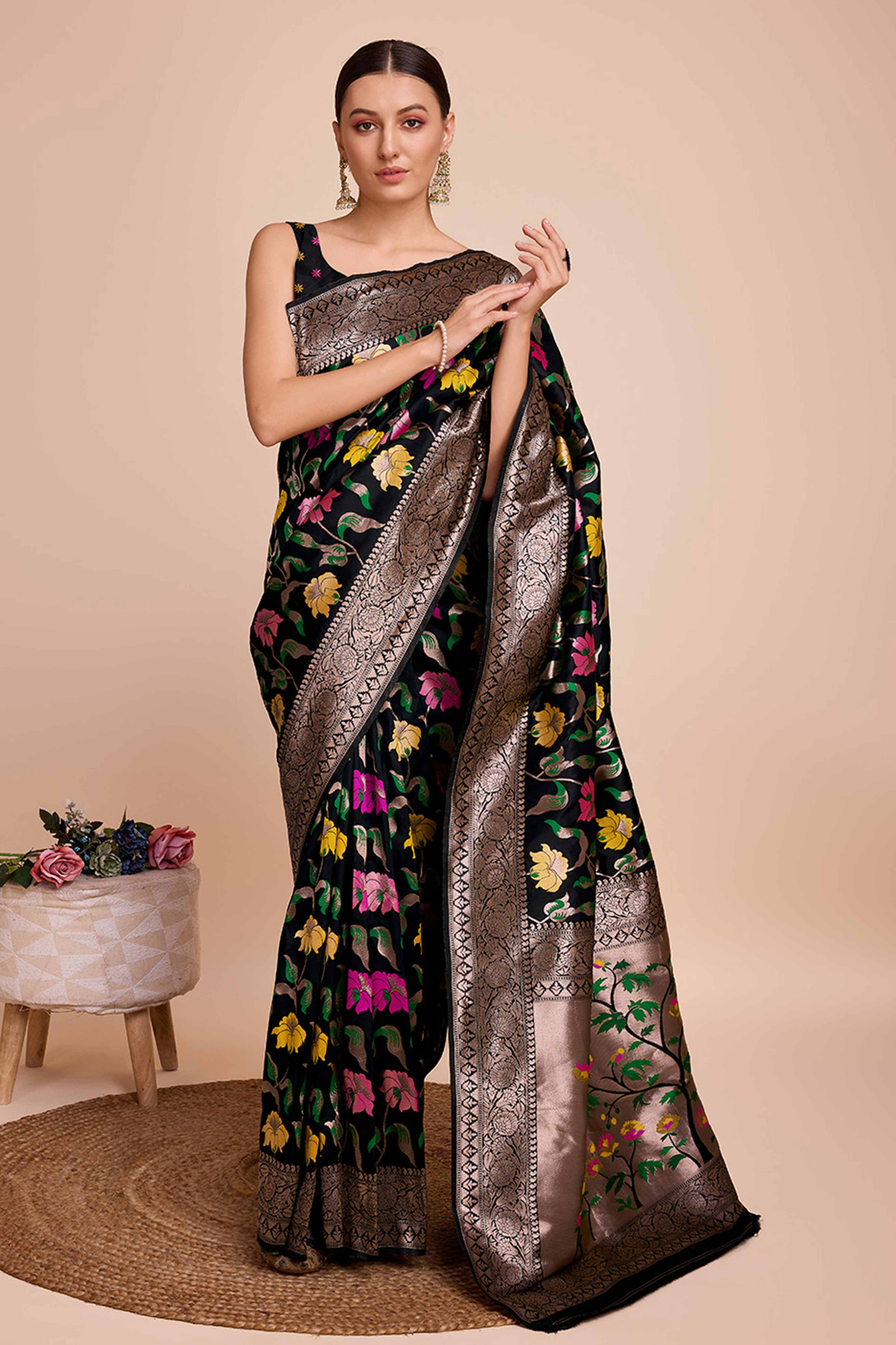 Black Floral Zari Weaving Pure Silk Paithani Saree