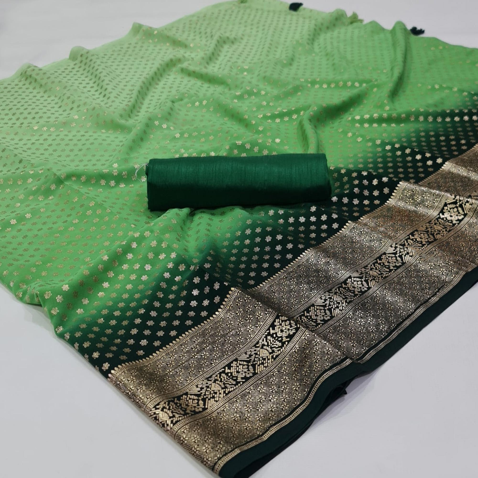 HELFAB-MIKASHI-GREEN