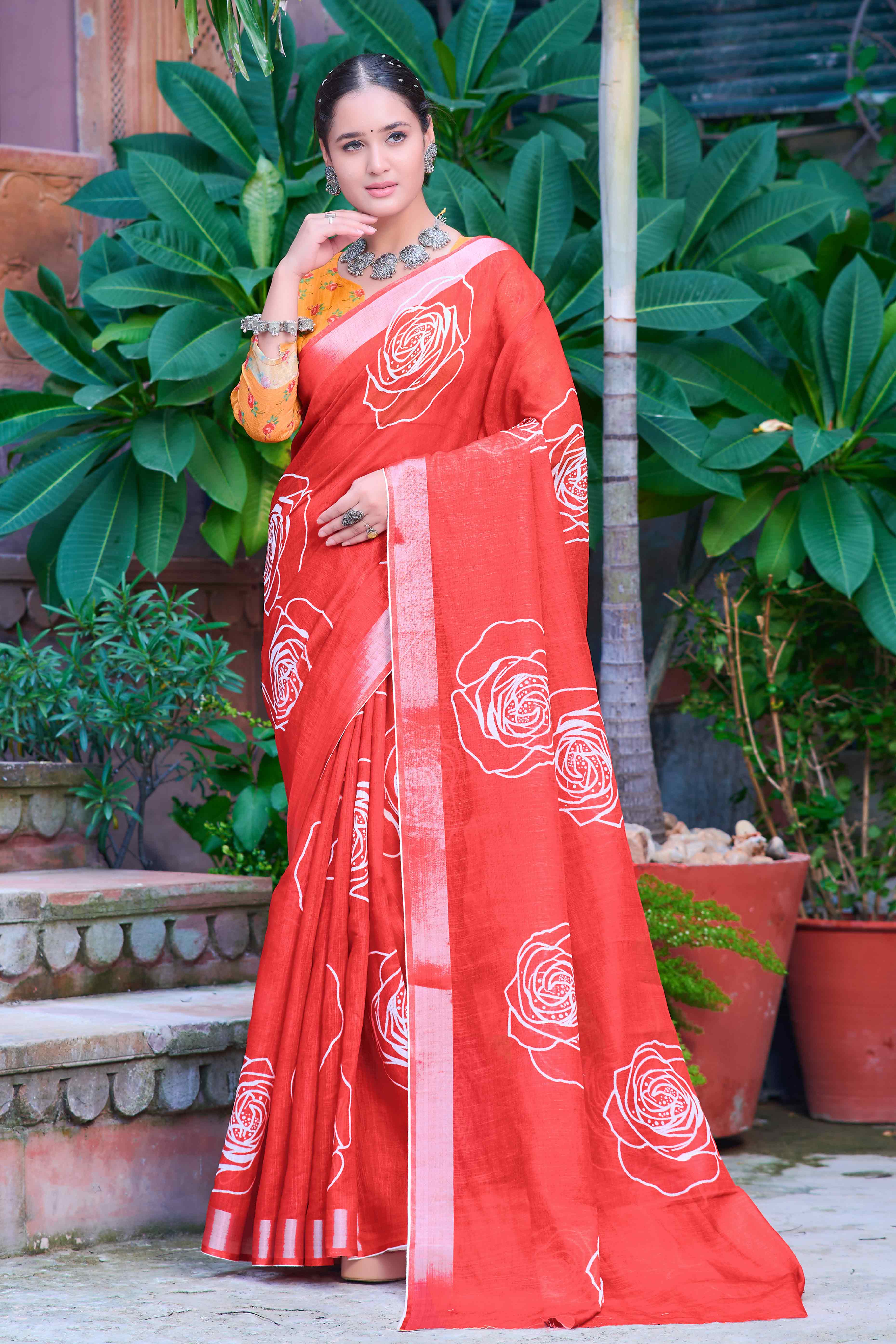 Red Floral Printed Linen Saree