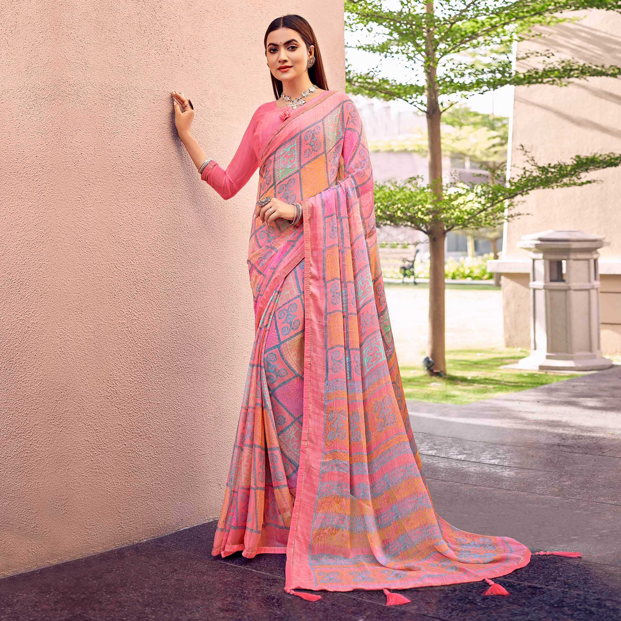 Gajari Pink Printed Chiffon Saree With Tassels