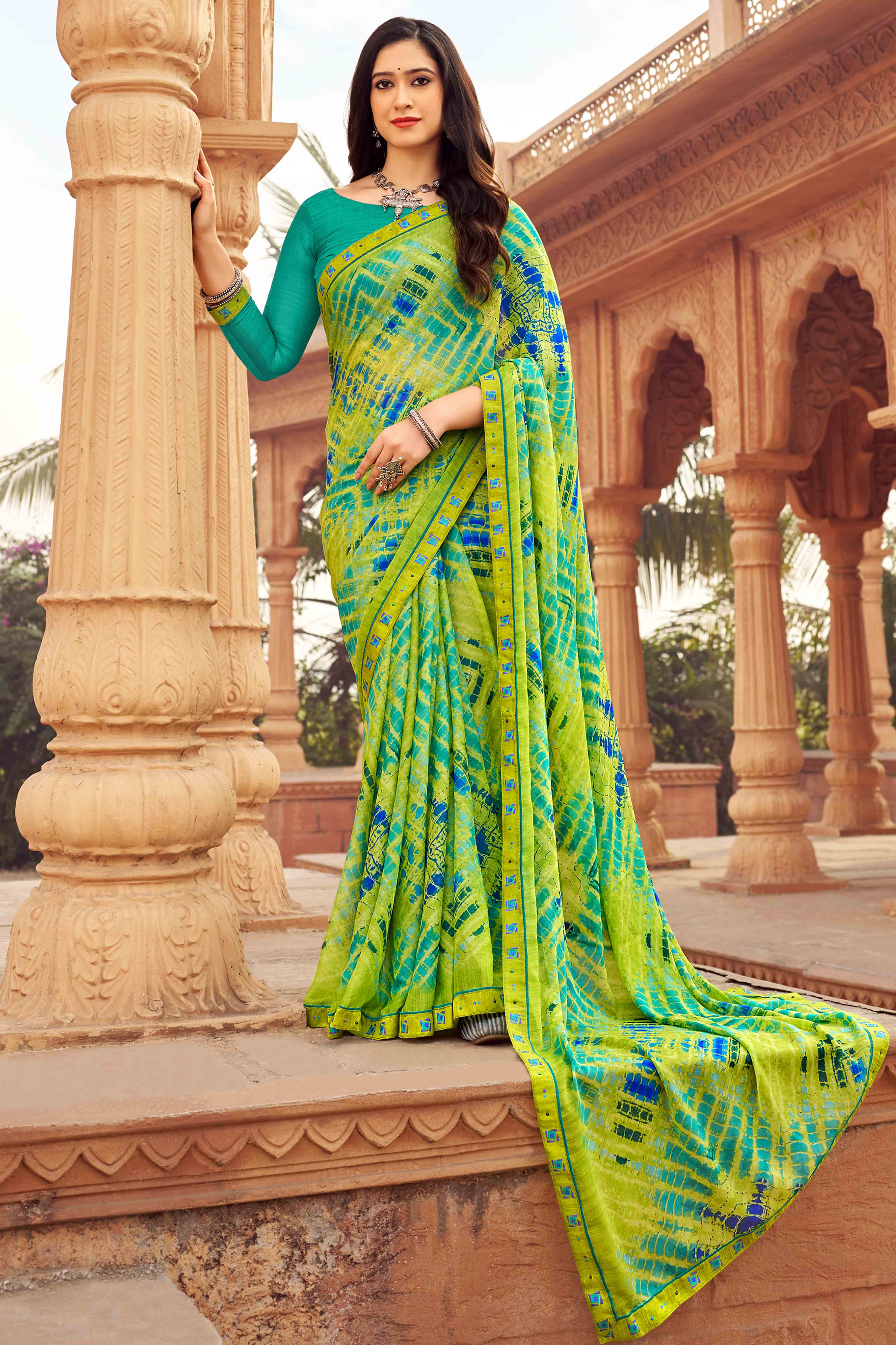 Green Abstract Printed Chiffon Saree