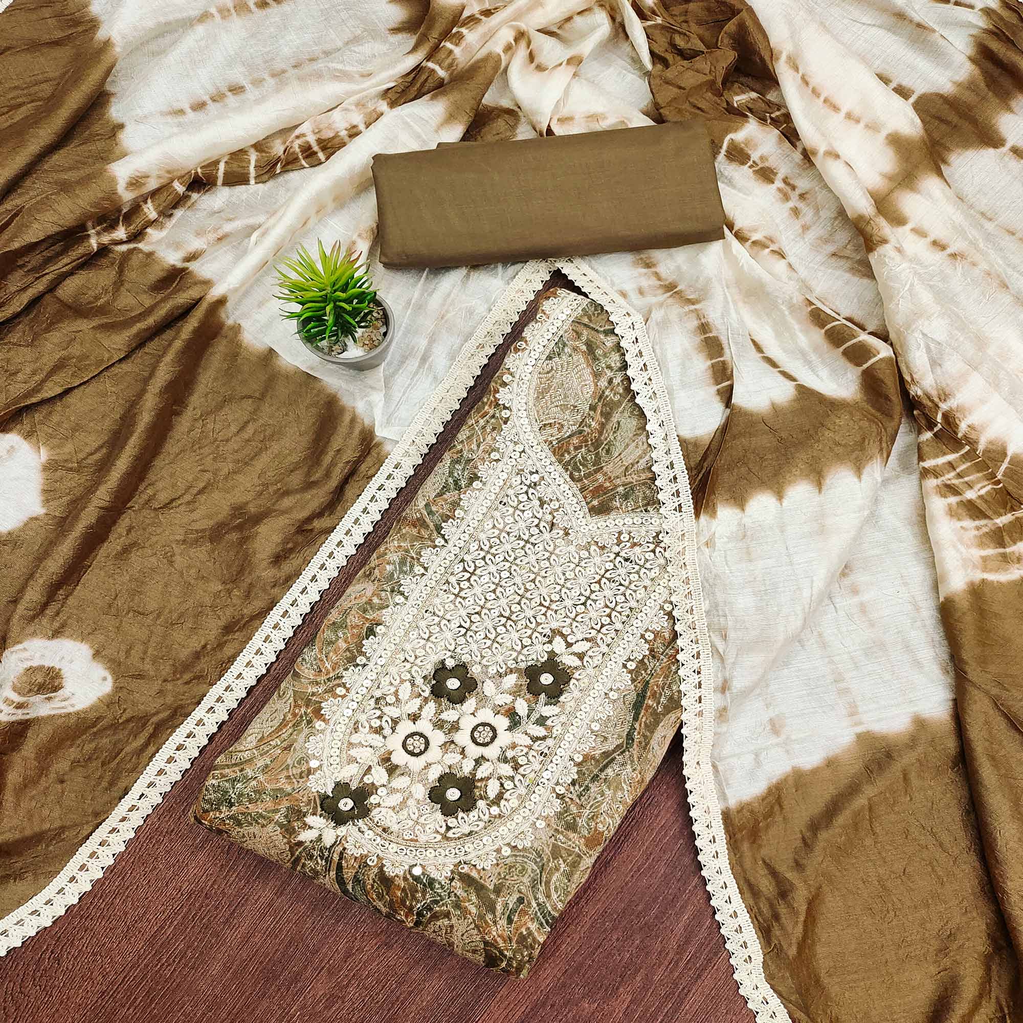 PDM-ANUSHKA-6188-BROWN
