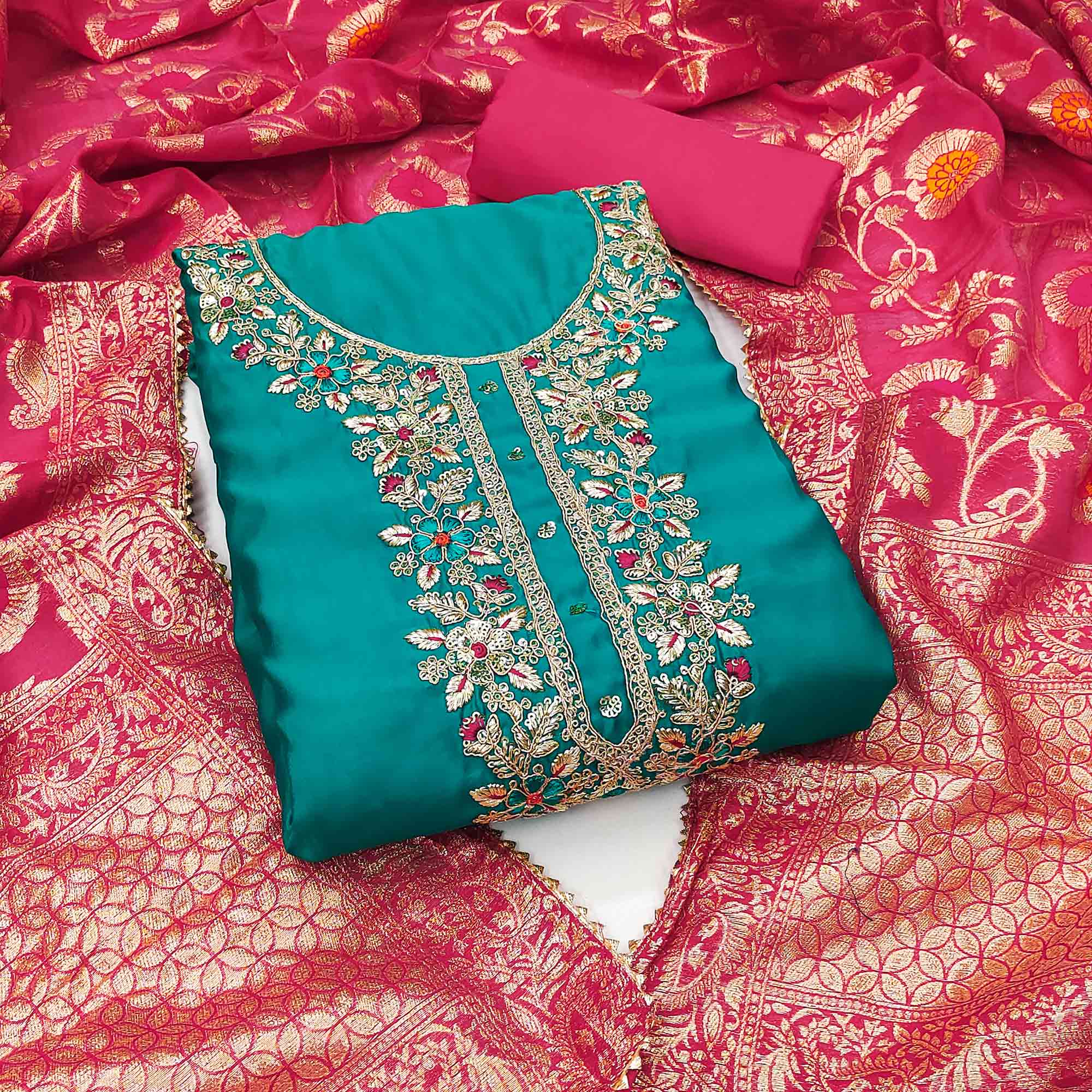 PDM-ANUSHKA-6548-RAMBLU