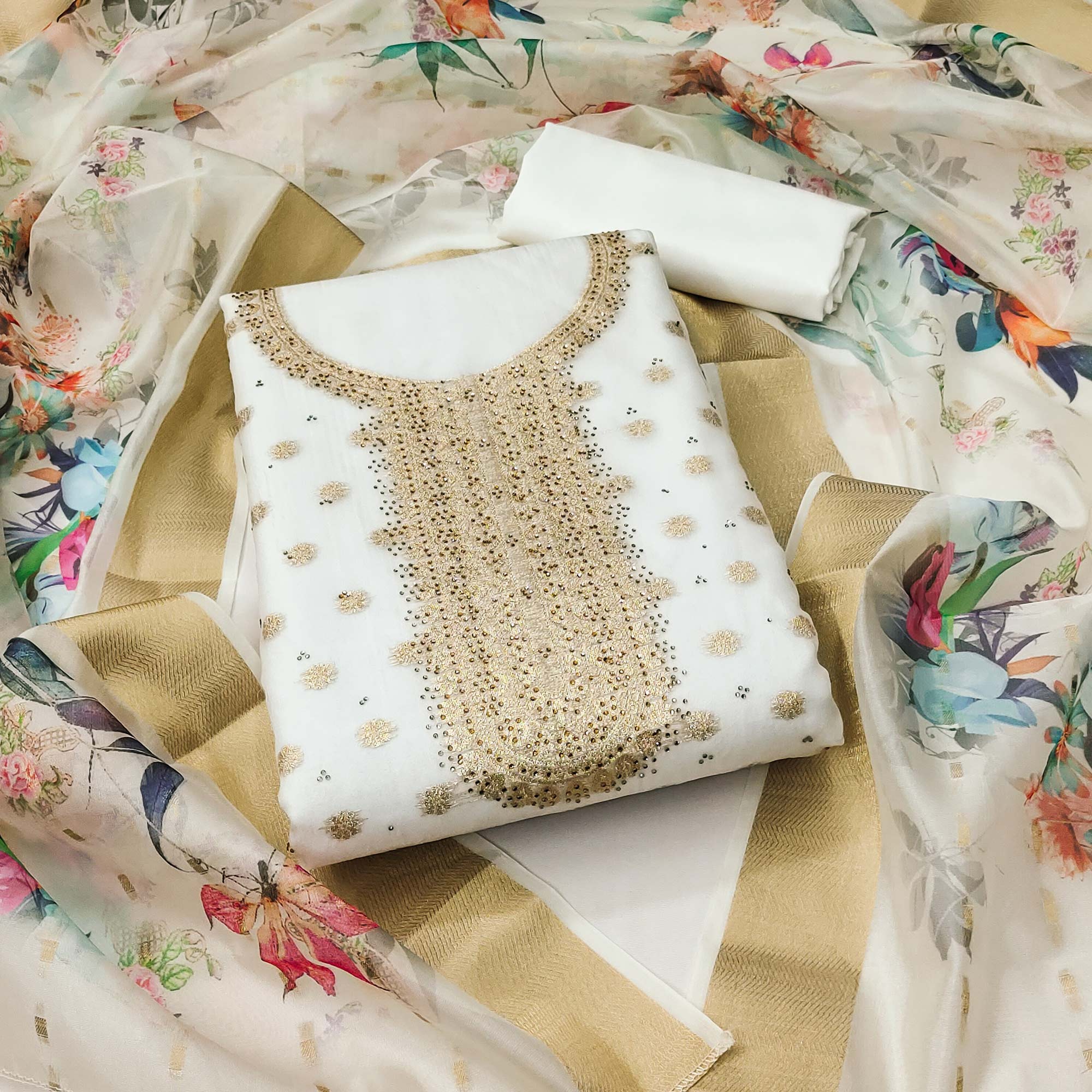 PDM-RADHIKA-6248-WHITE
