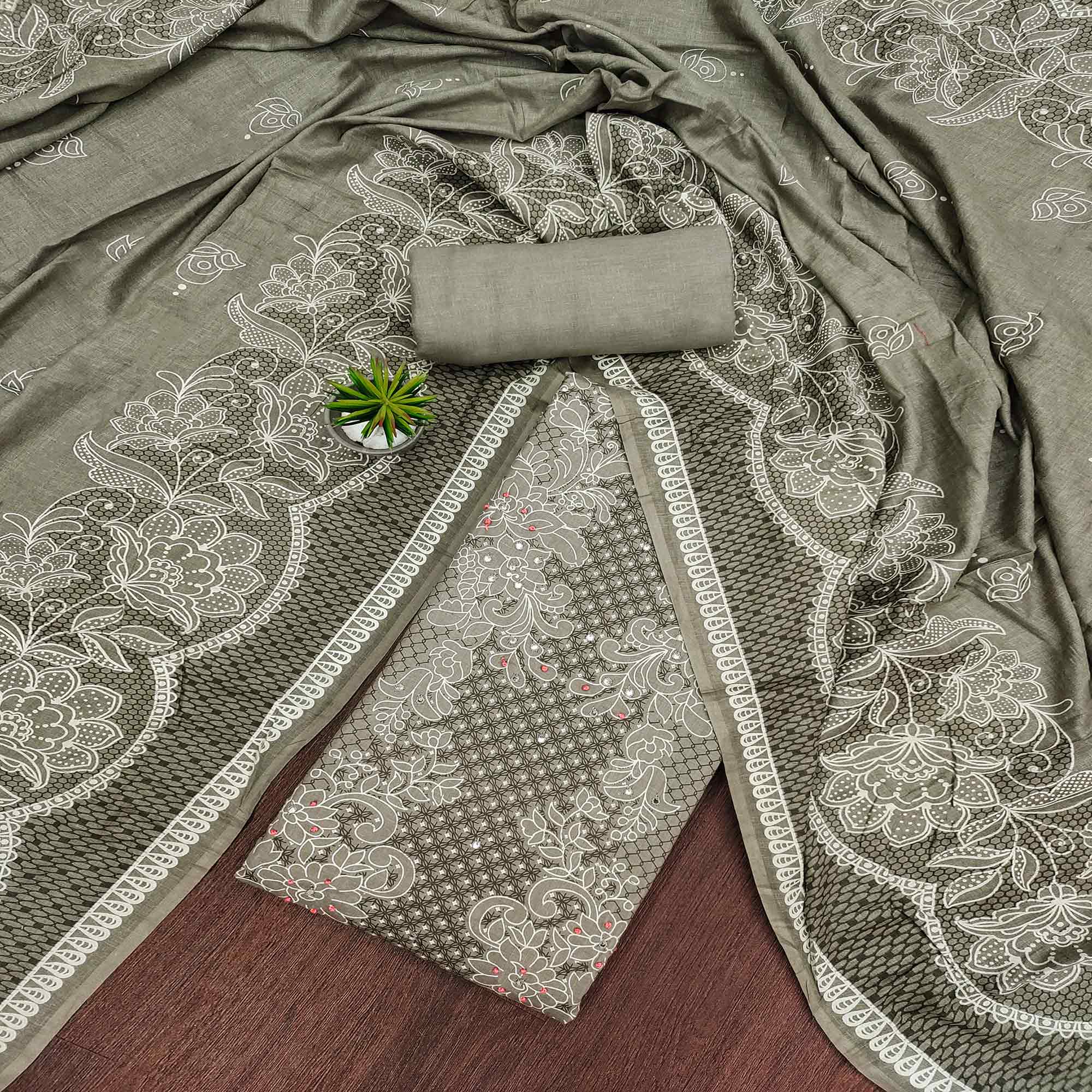 PDM-RAHEJA-6207-GREY
