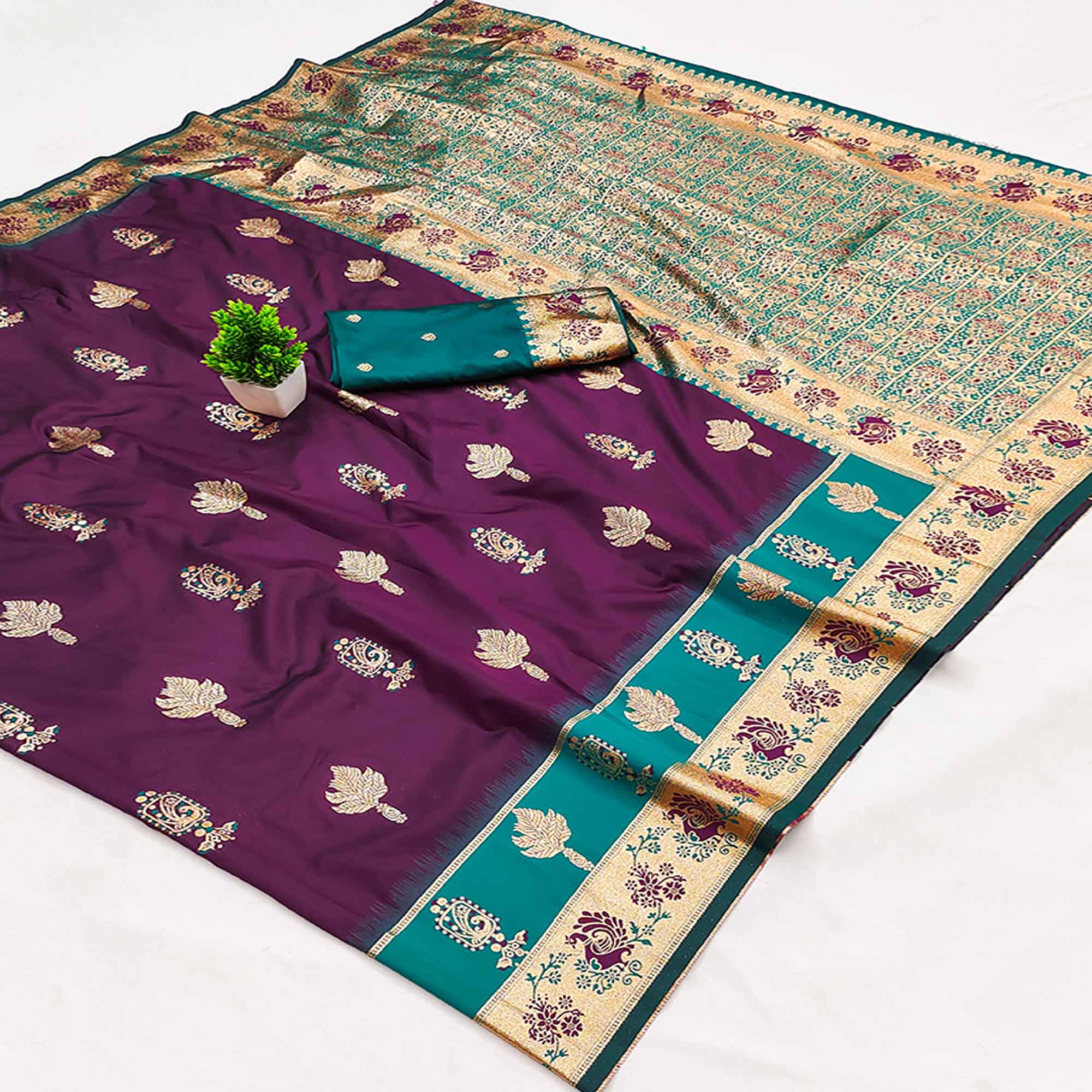 Purple Cotton Silk Saree with Exquisite Zari Weaving