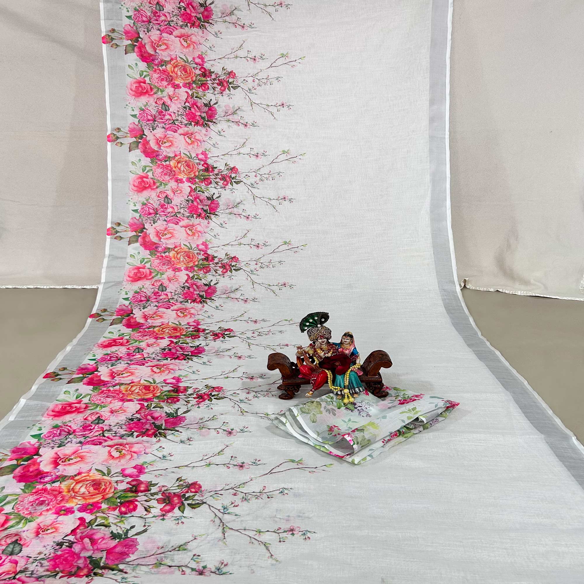 White Floral Digital Printed Linen Saree