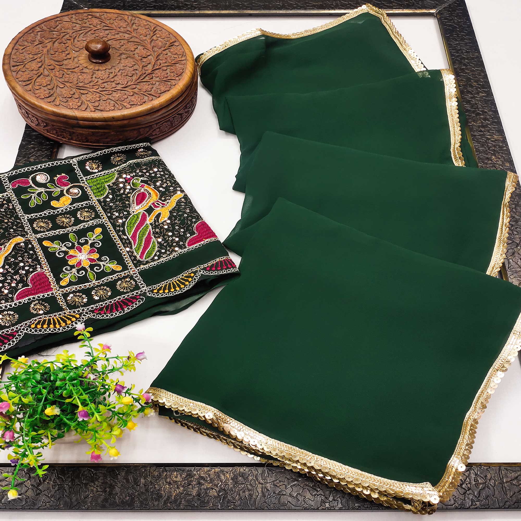 Green Solid Georgette Saree With Sequins Border