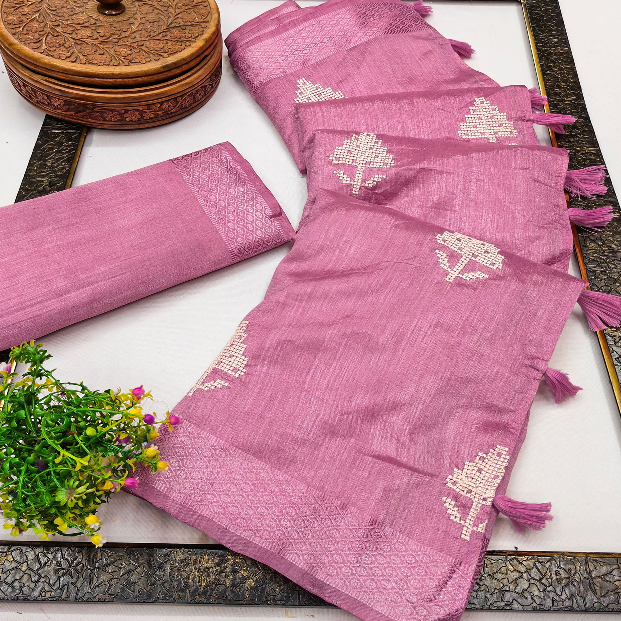 Pink Embroidered Art Silk Saree Adorned with Classic Zari Weaving Details