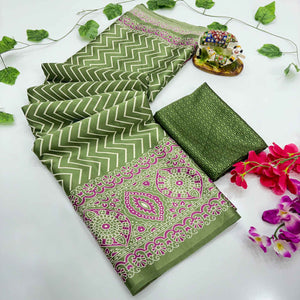 Chic Green Crepe Saree with Contemporary Striped Print for Party and Festive Wear
