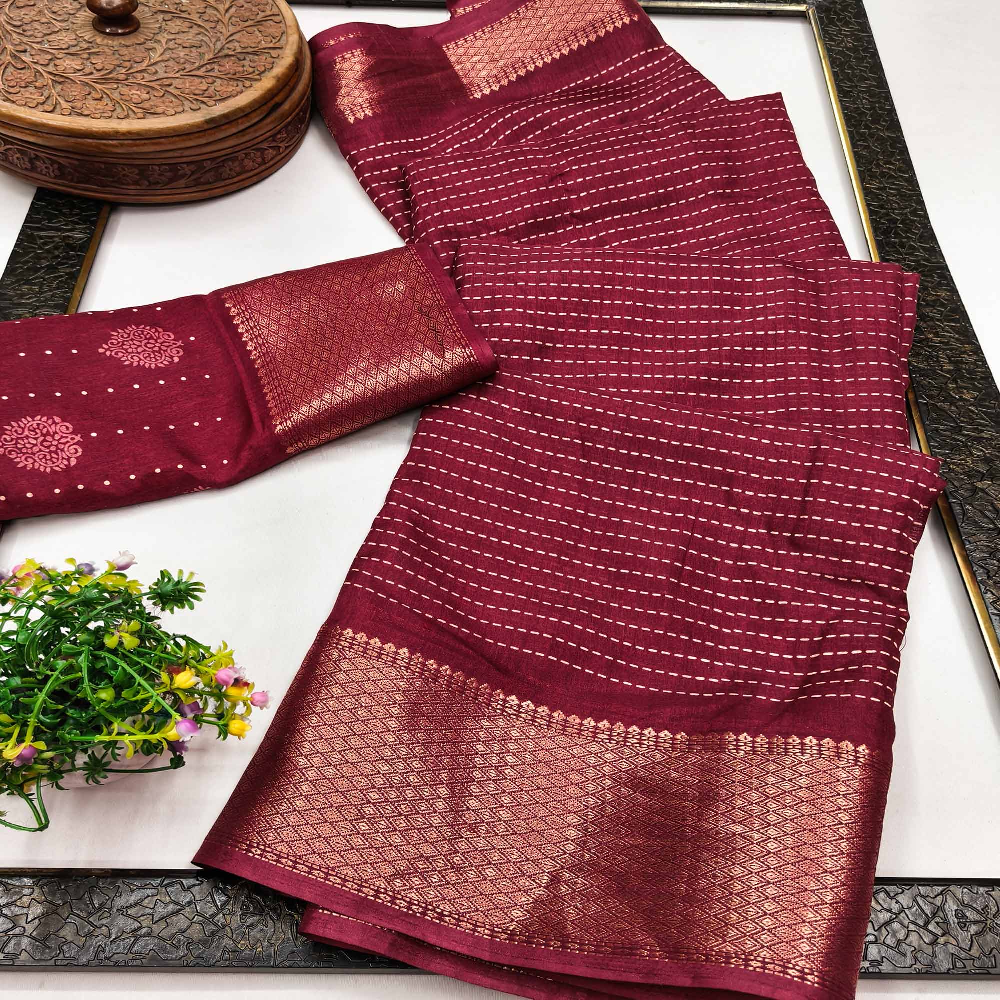 Stylish Maroon Striped Print Dola Silk Saree Adorned With Textured Weaving Border