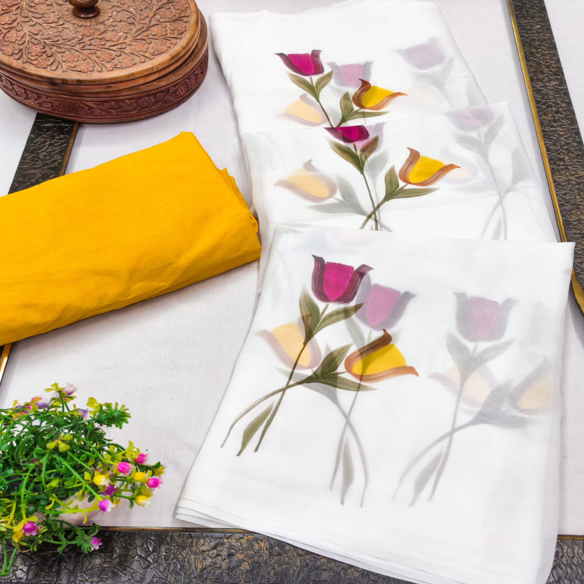 Soft White Floral Georgette Saree Designed for Partywear Looks