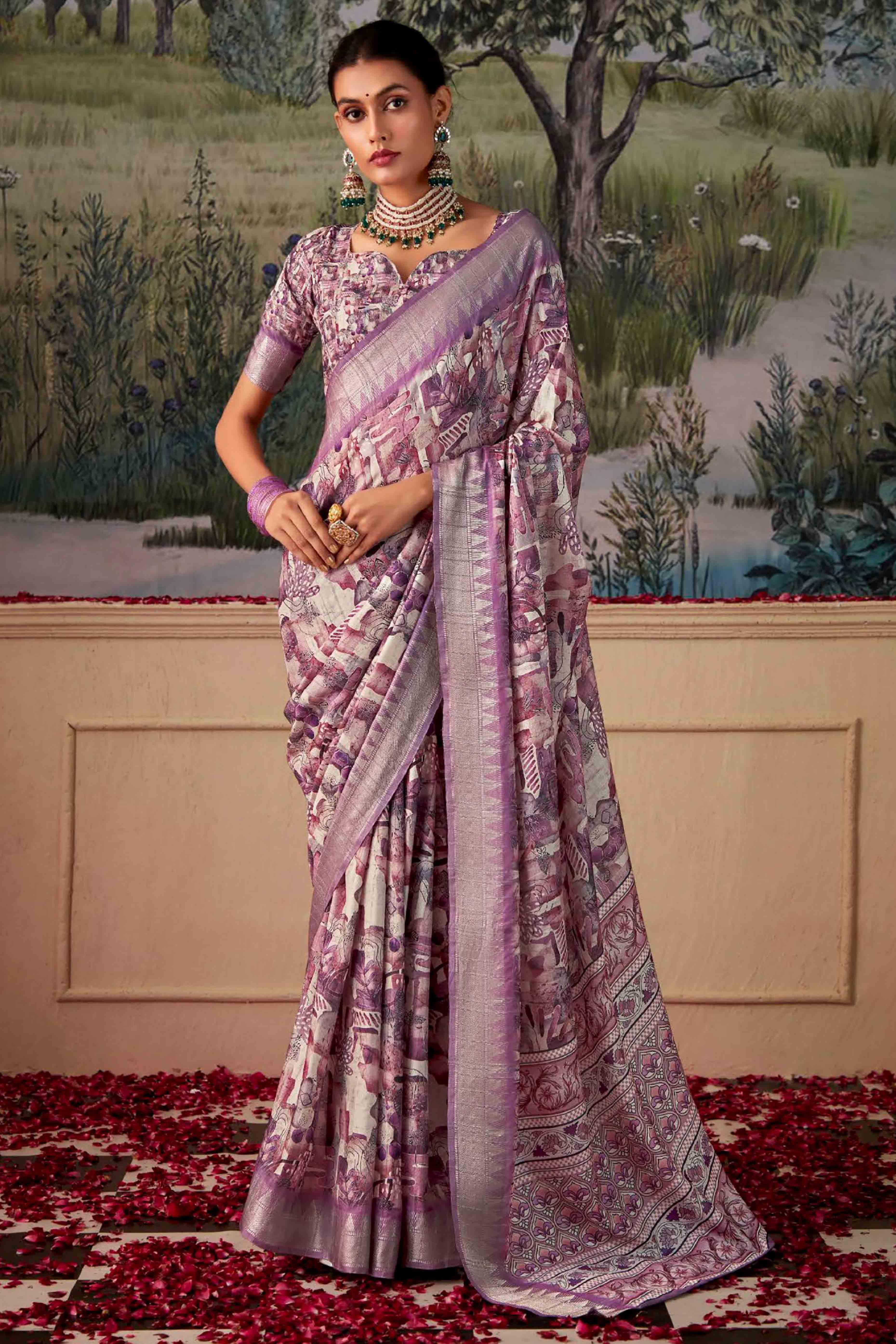 Trendy Digital Printed Silk Blend Saree in Purple