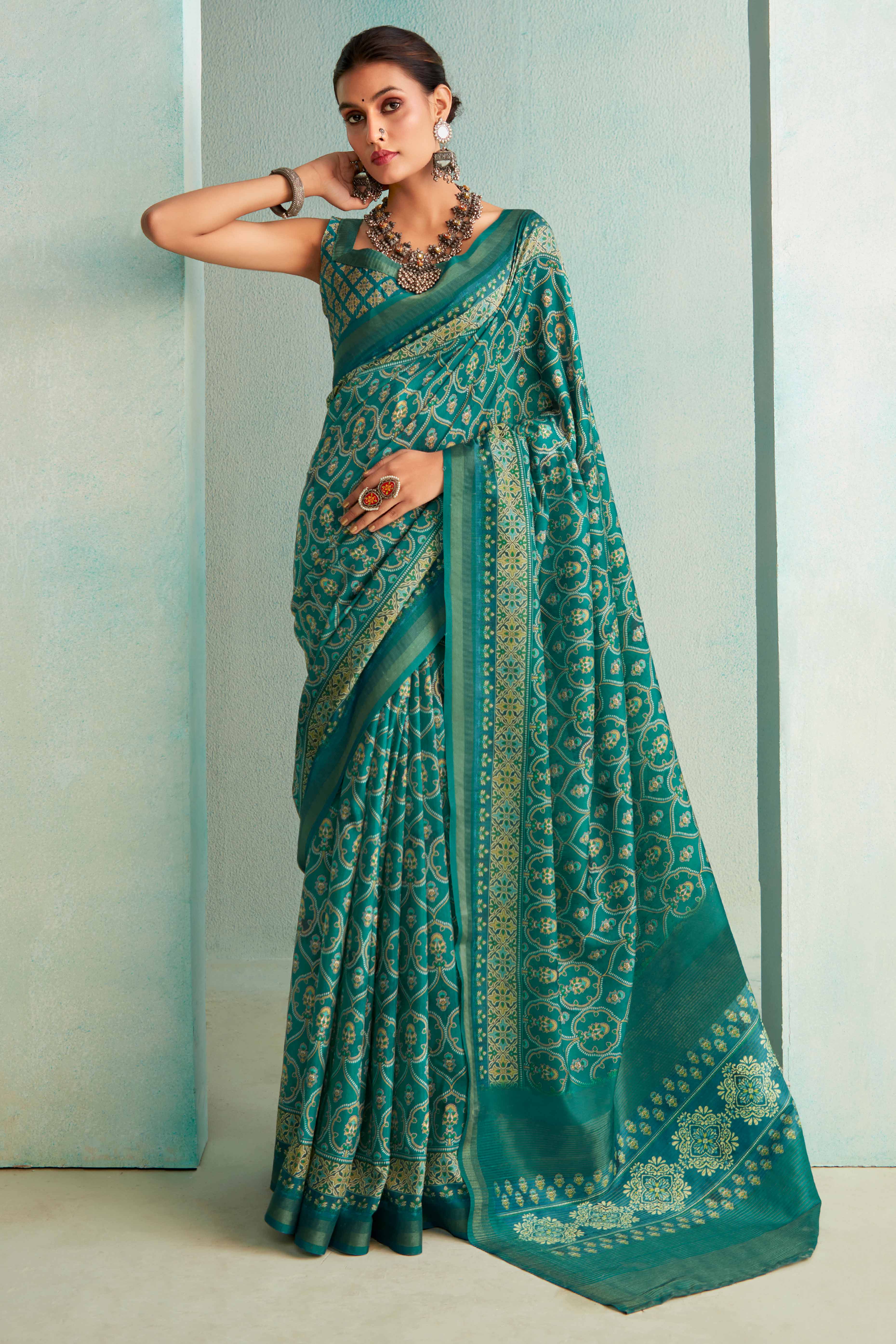 Designer Rama Green Handloom Saree with Digital Print on Silk Blend Fabric