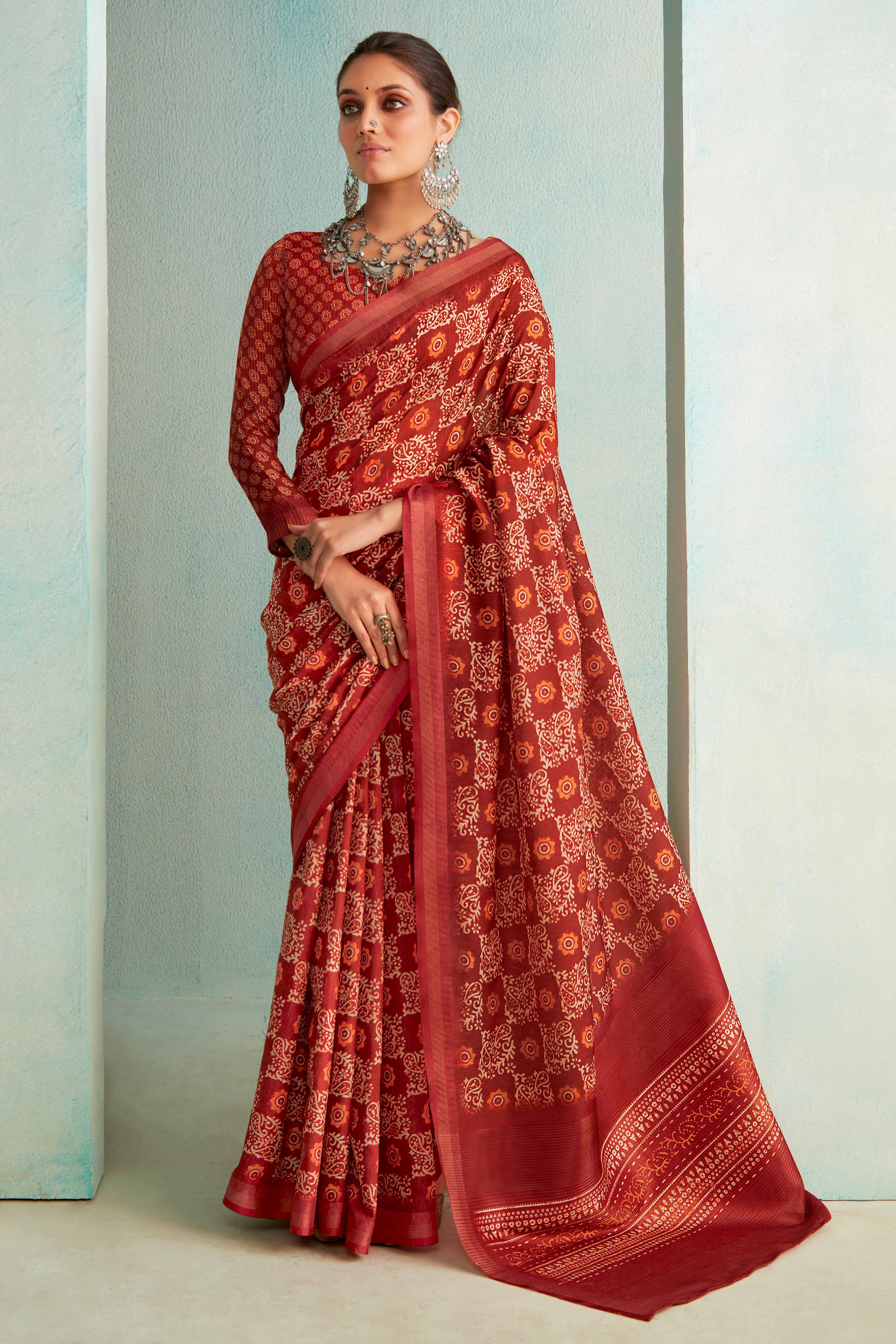 Designer Red Handloom Saree with Digital Print on Silk Blend Fabric