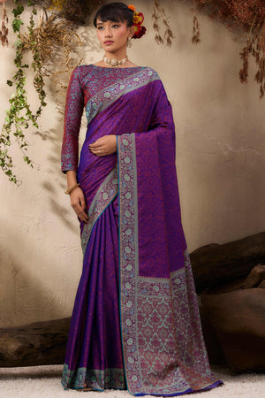 Purple Pure Silk Kanjivaram Handloom Saree Enhanced with Zari Woven Patterns