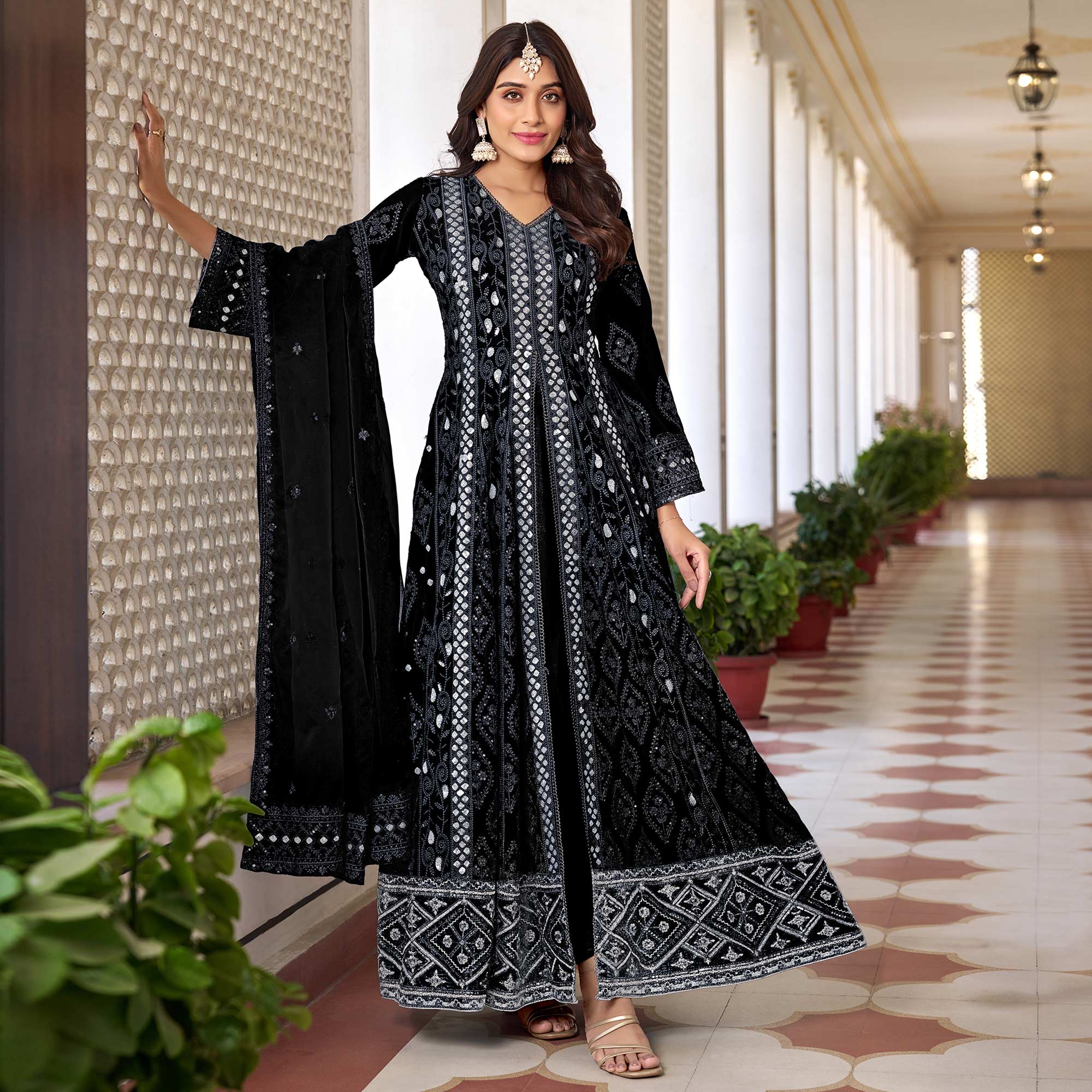 Black Floral Sequins Embroidered Georgette Semi Stiched Suit
