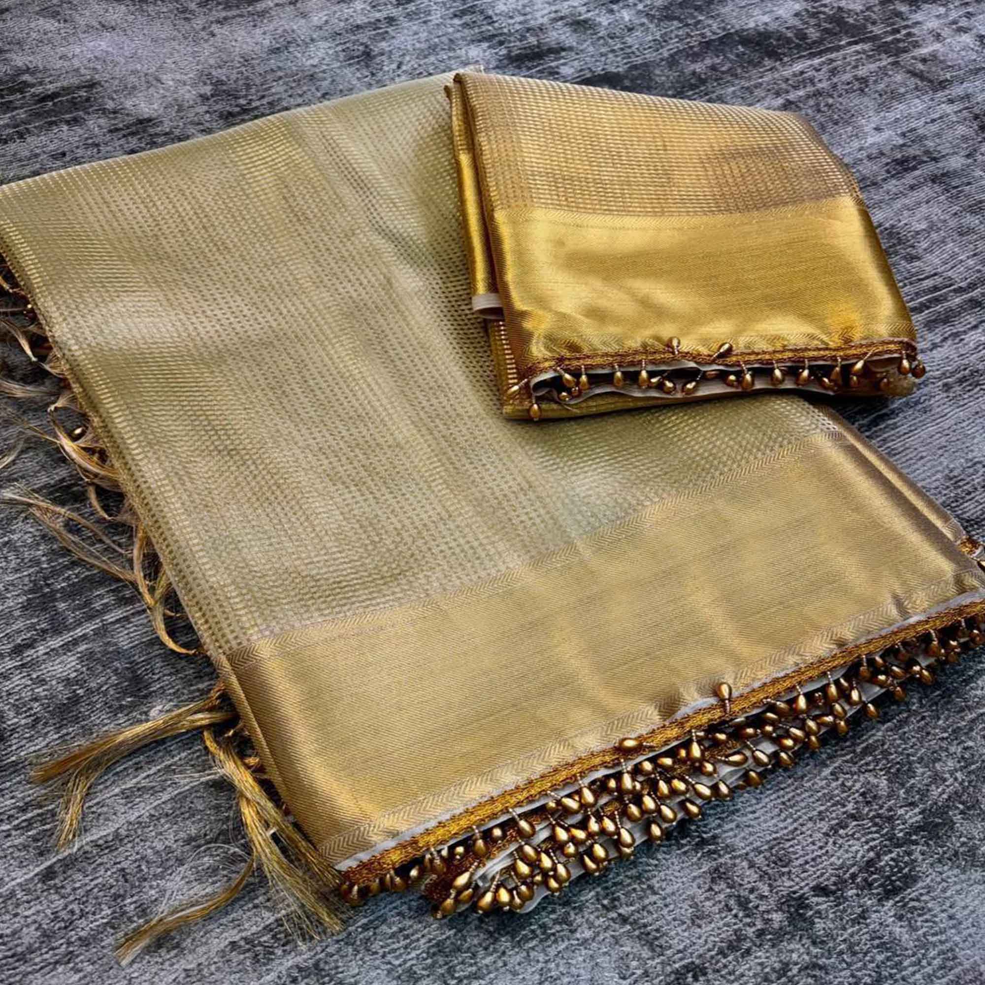 Opulent Banarasi Golden Tissue Silk Saree Crafted on Handloom with a Classic Royal Appeal